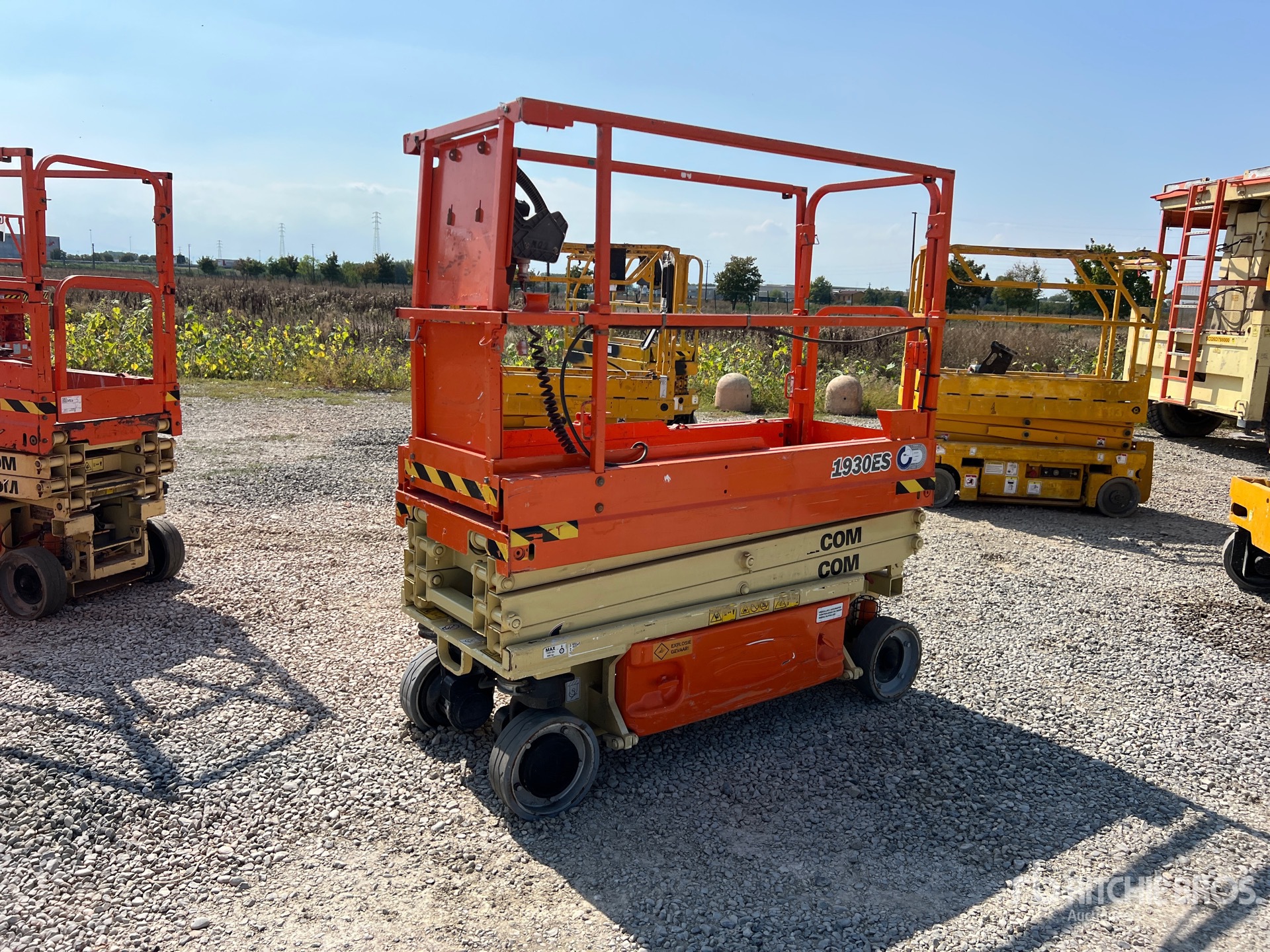 2015 JLG 1930 ES