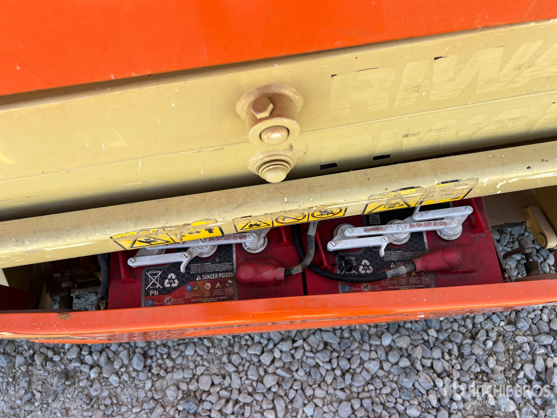 2015 JLG 1930 ES