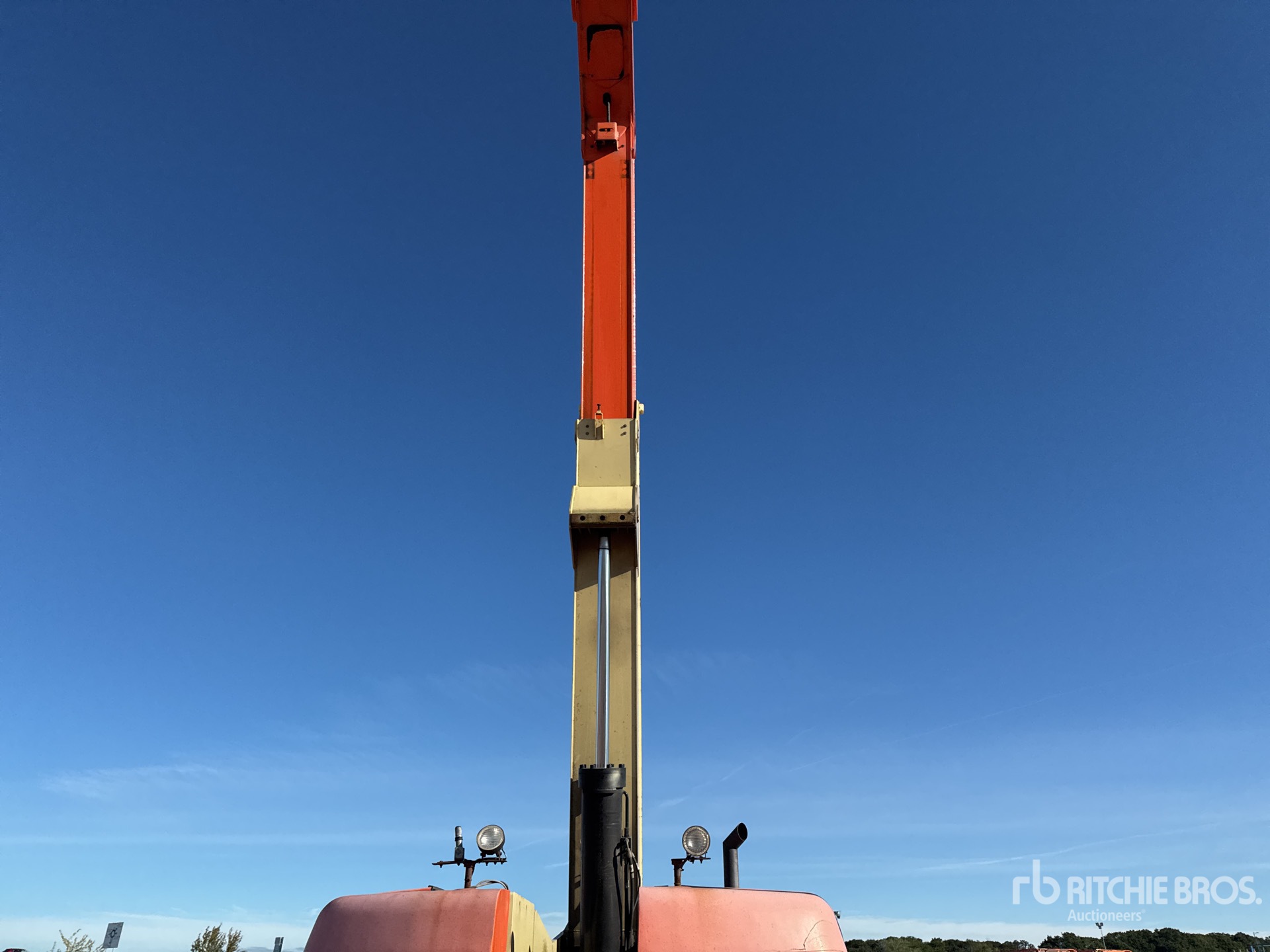 2014 JLG 800 AJ
