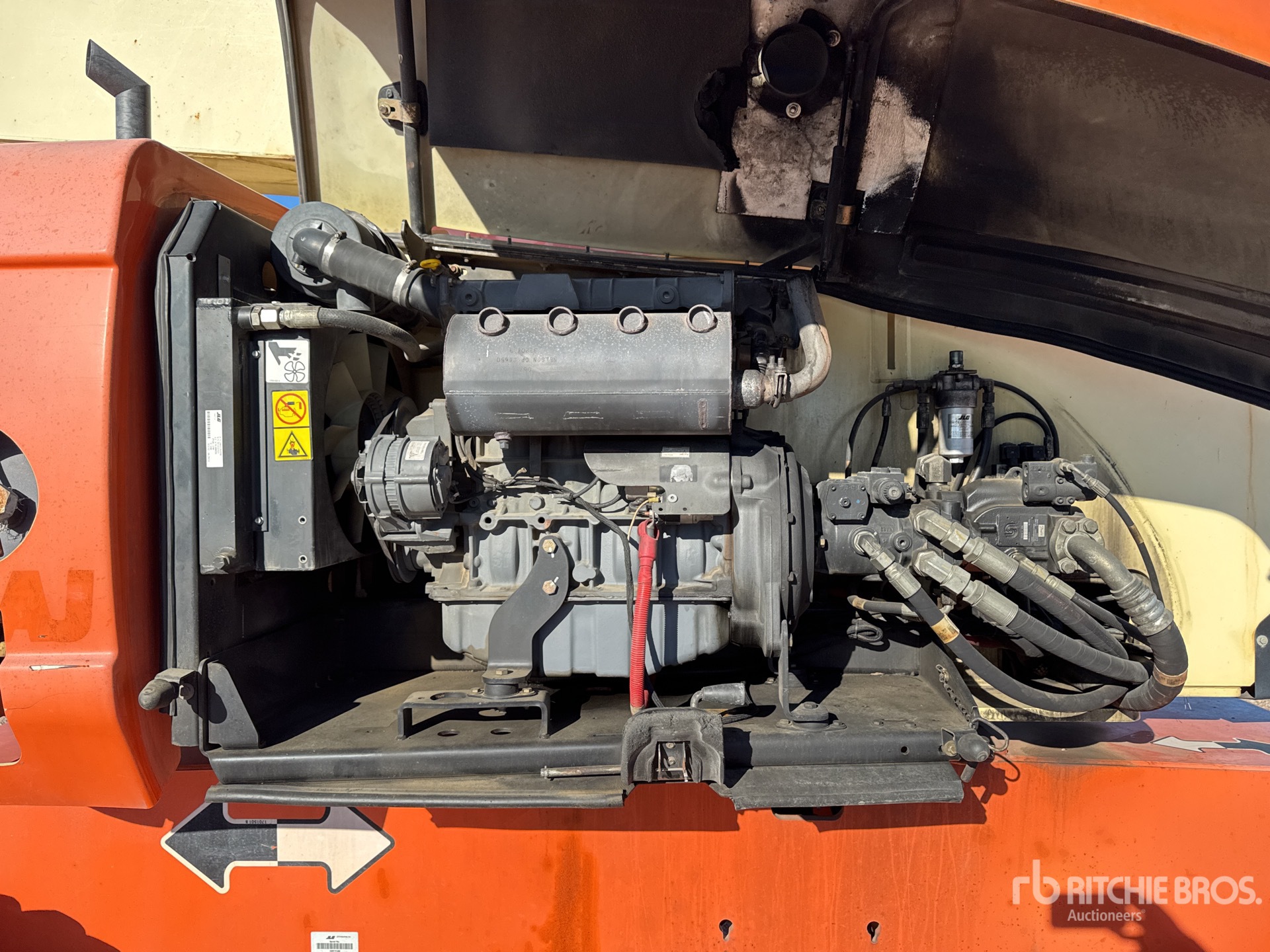 2014 JLG 800 AJ