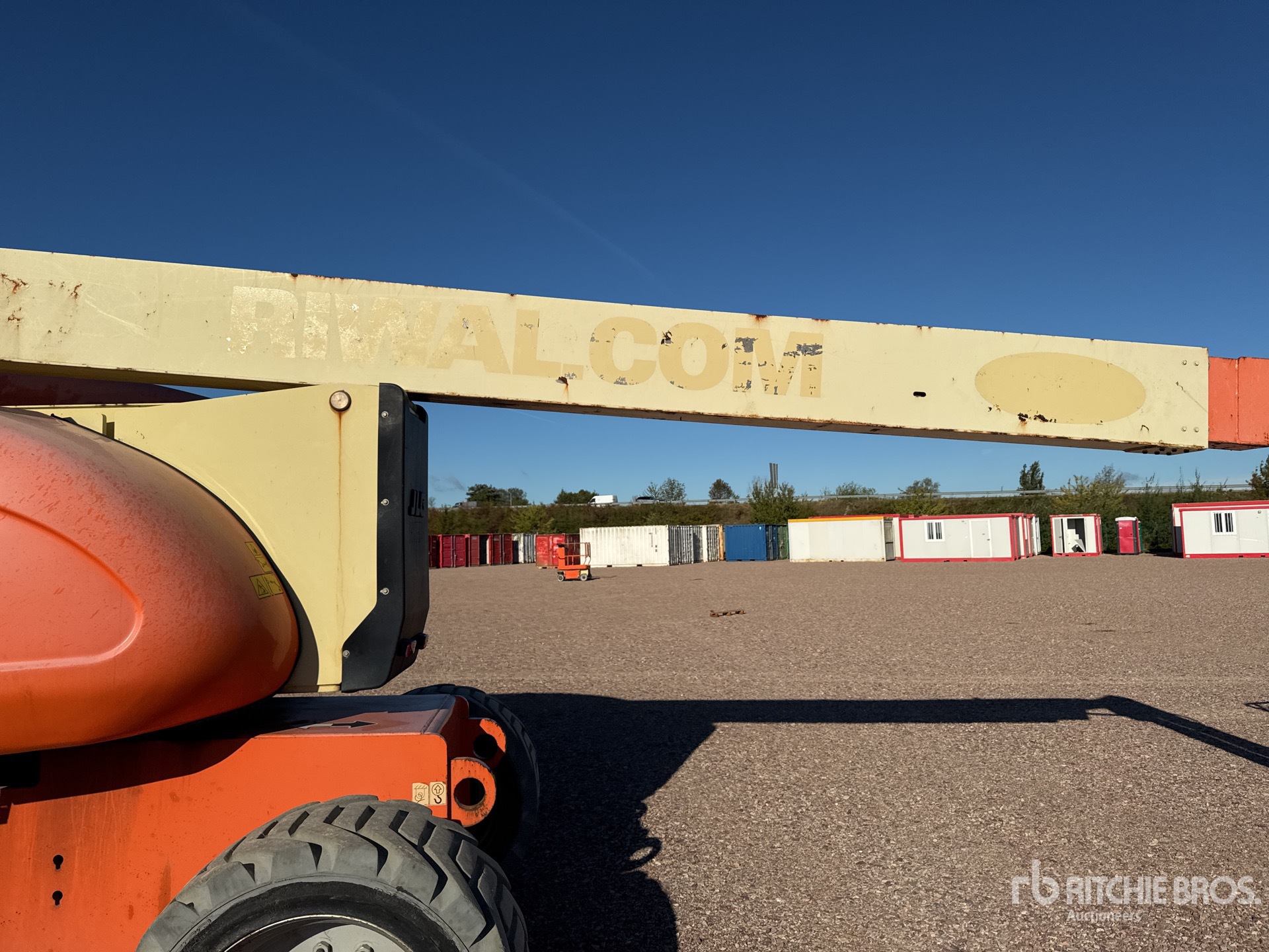 2014 JLG 800 AJ