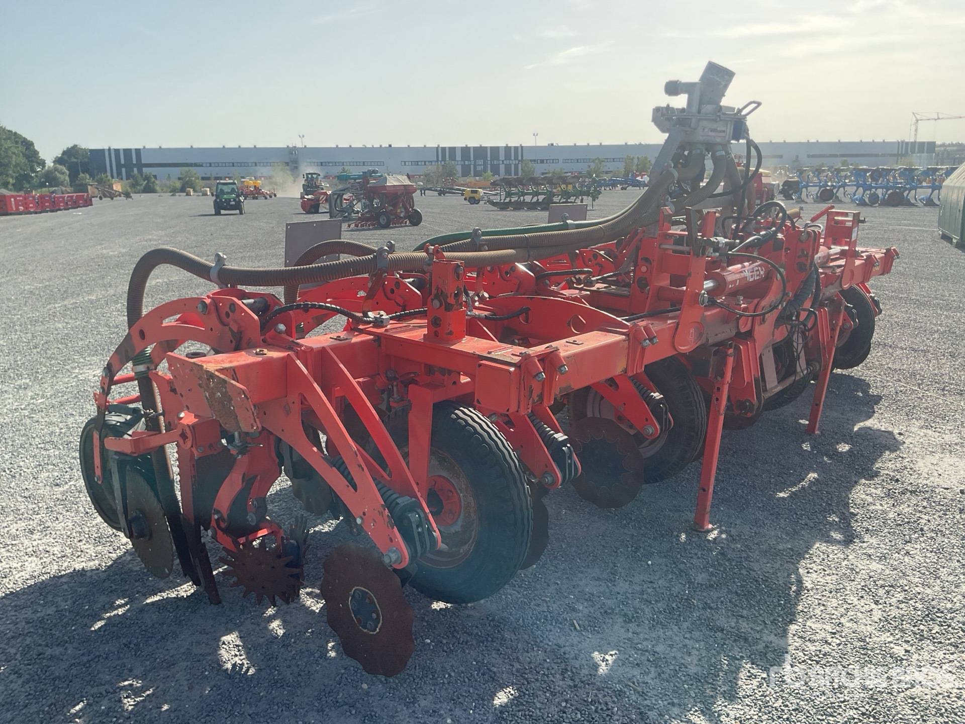 Kuhn L9000