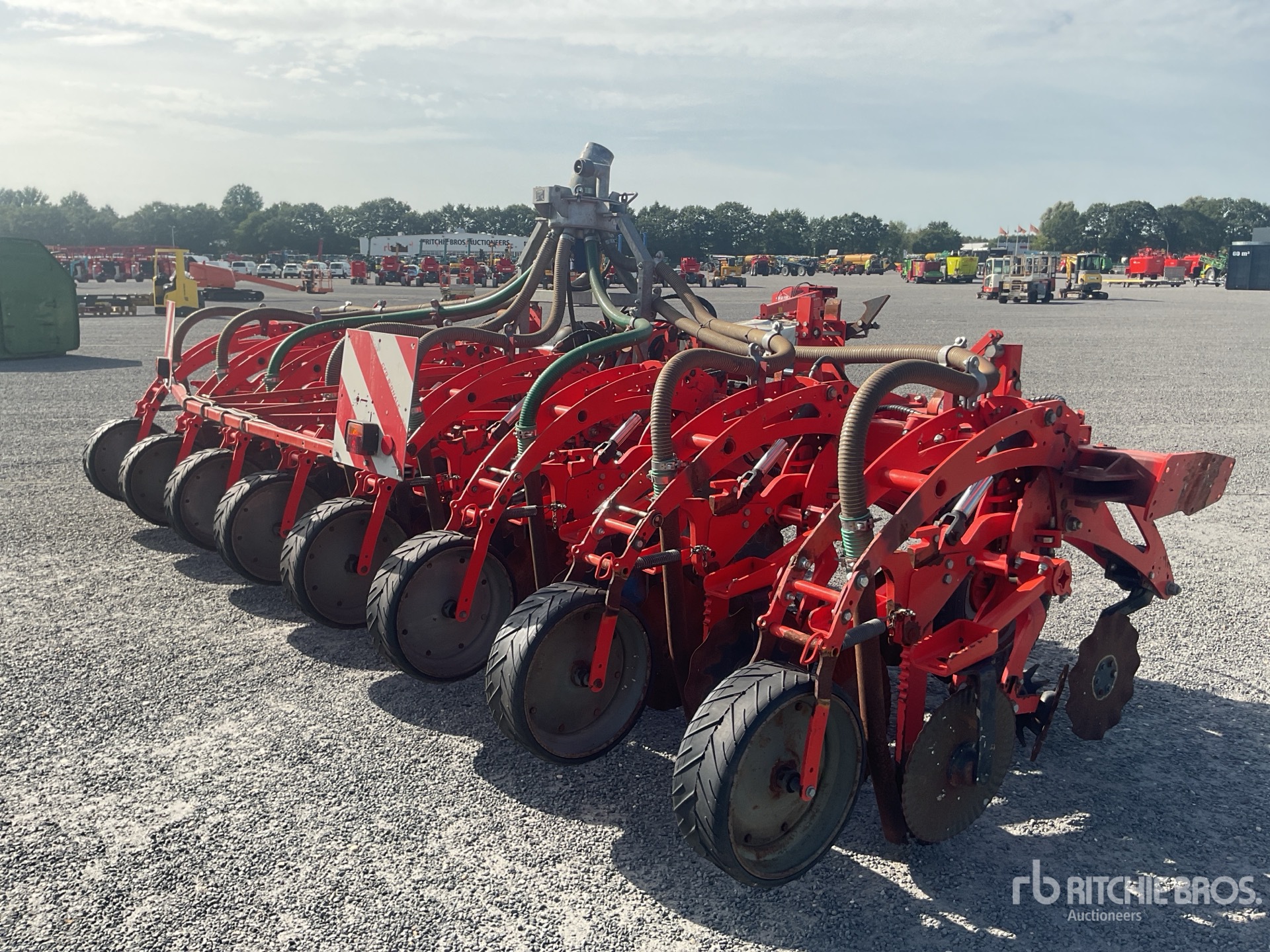  Kuhn L9000