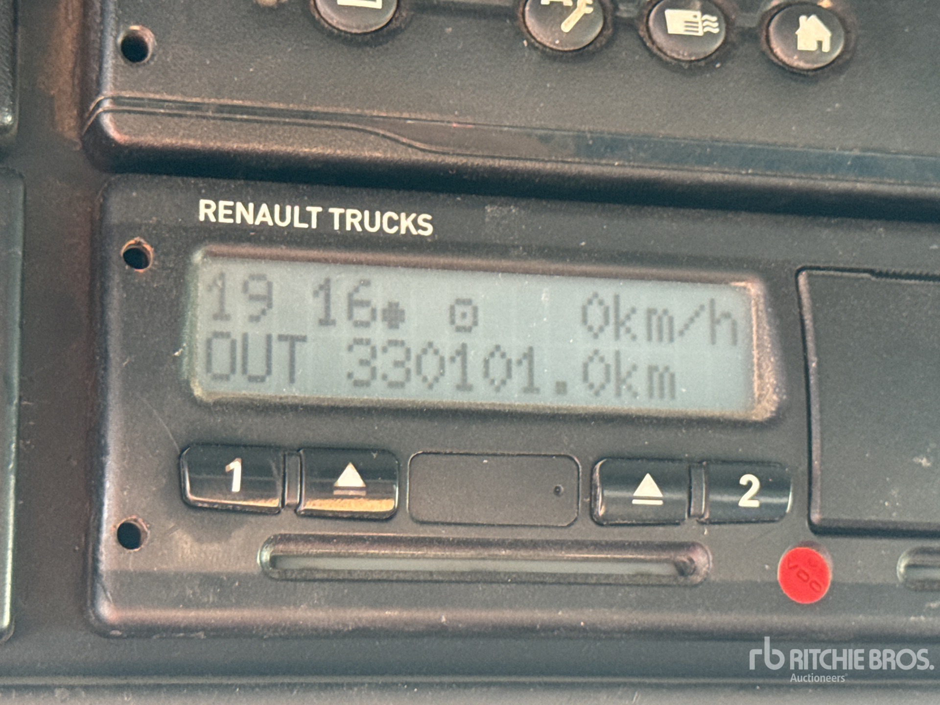 2014 Renault 8X4 CAMION TOUPIE