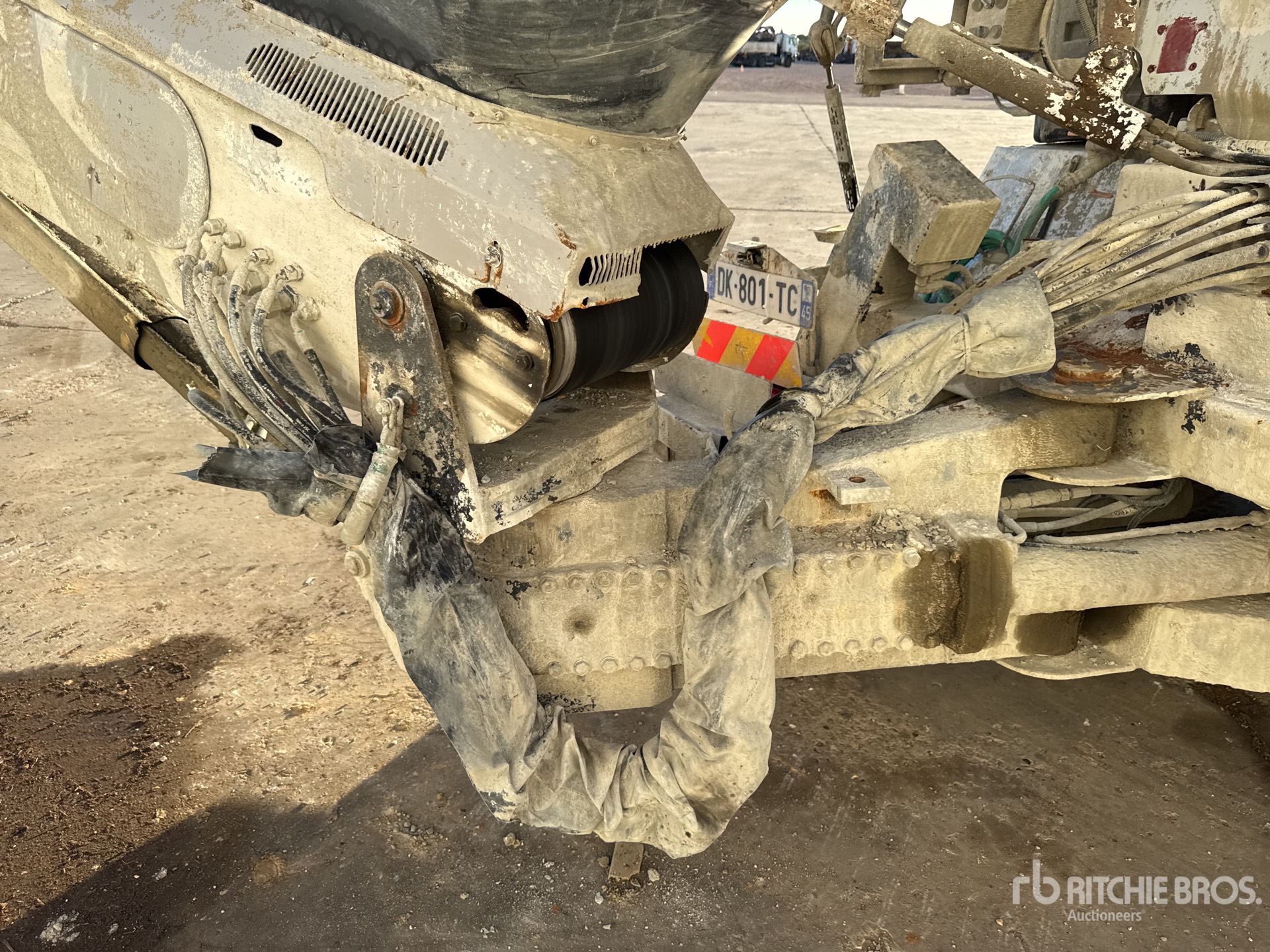 2014 Renault 8X4 CAMION TOUPIE
