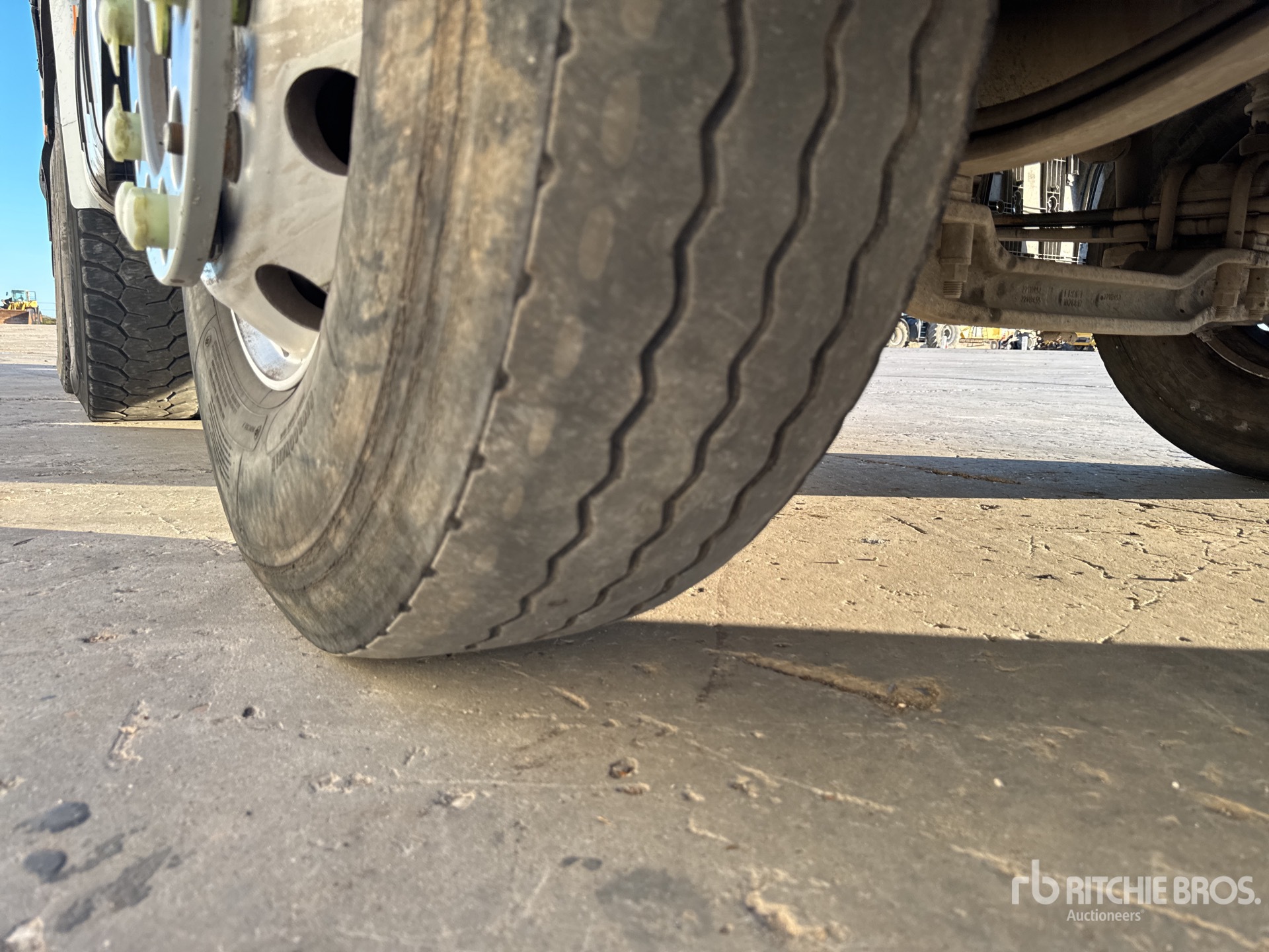 2014 Renault 8X4 CAMION TOUPIE