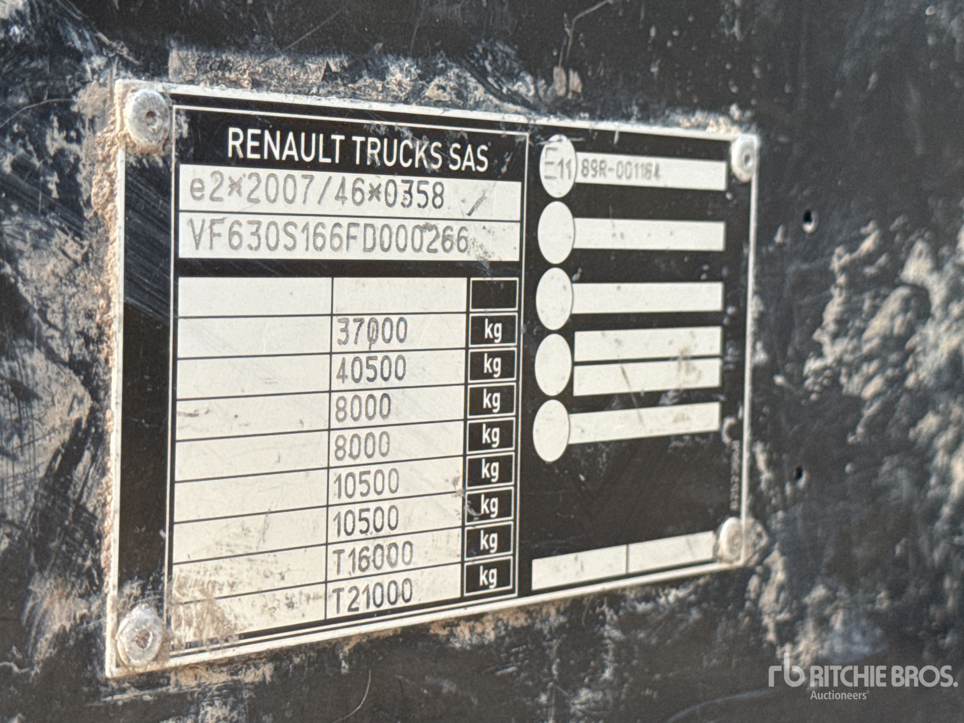 2014 Renault 8X4 CAMION TOUPIE