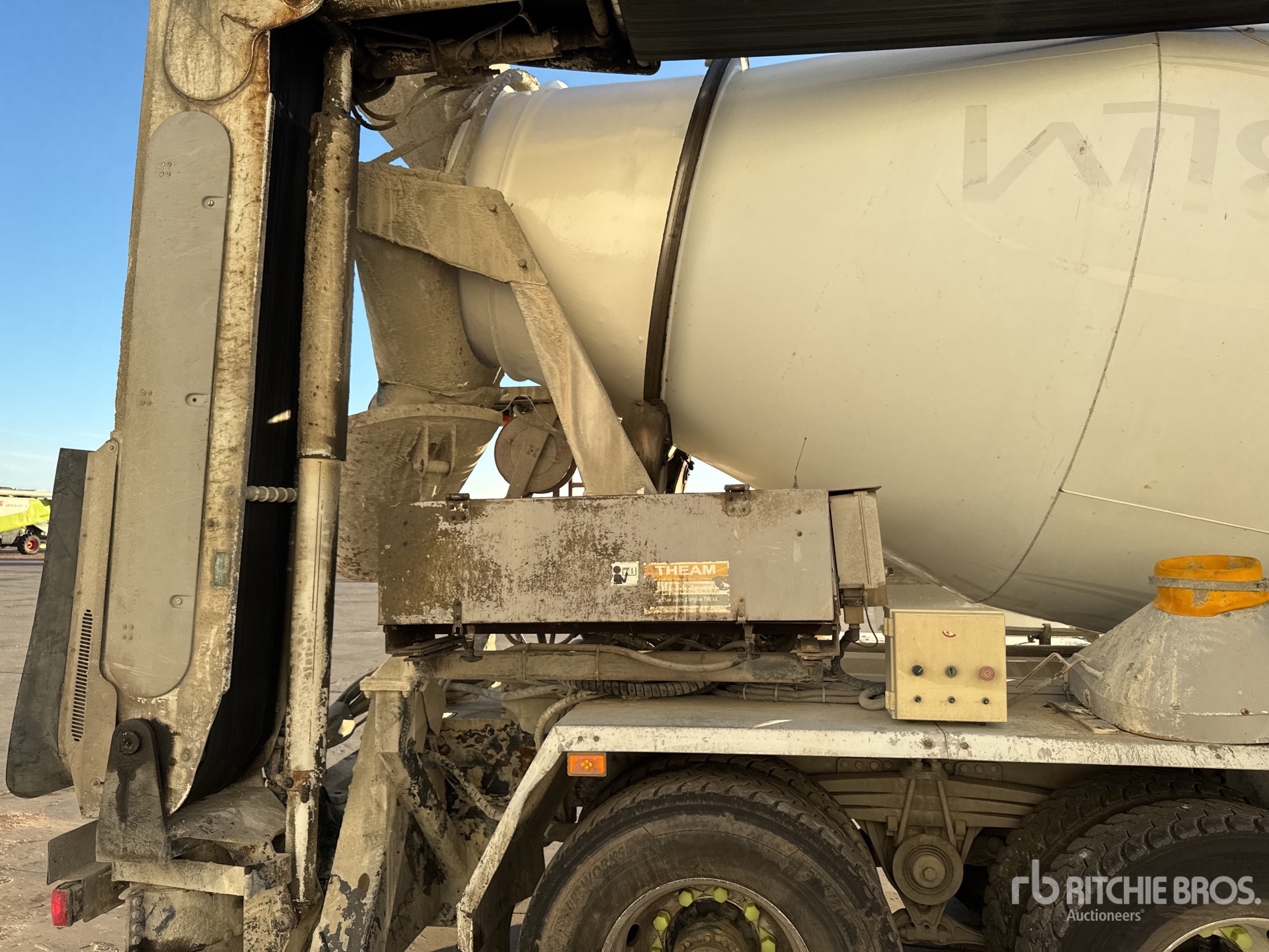 2014 Renault 8X4 CAMION TOUPIE