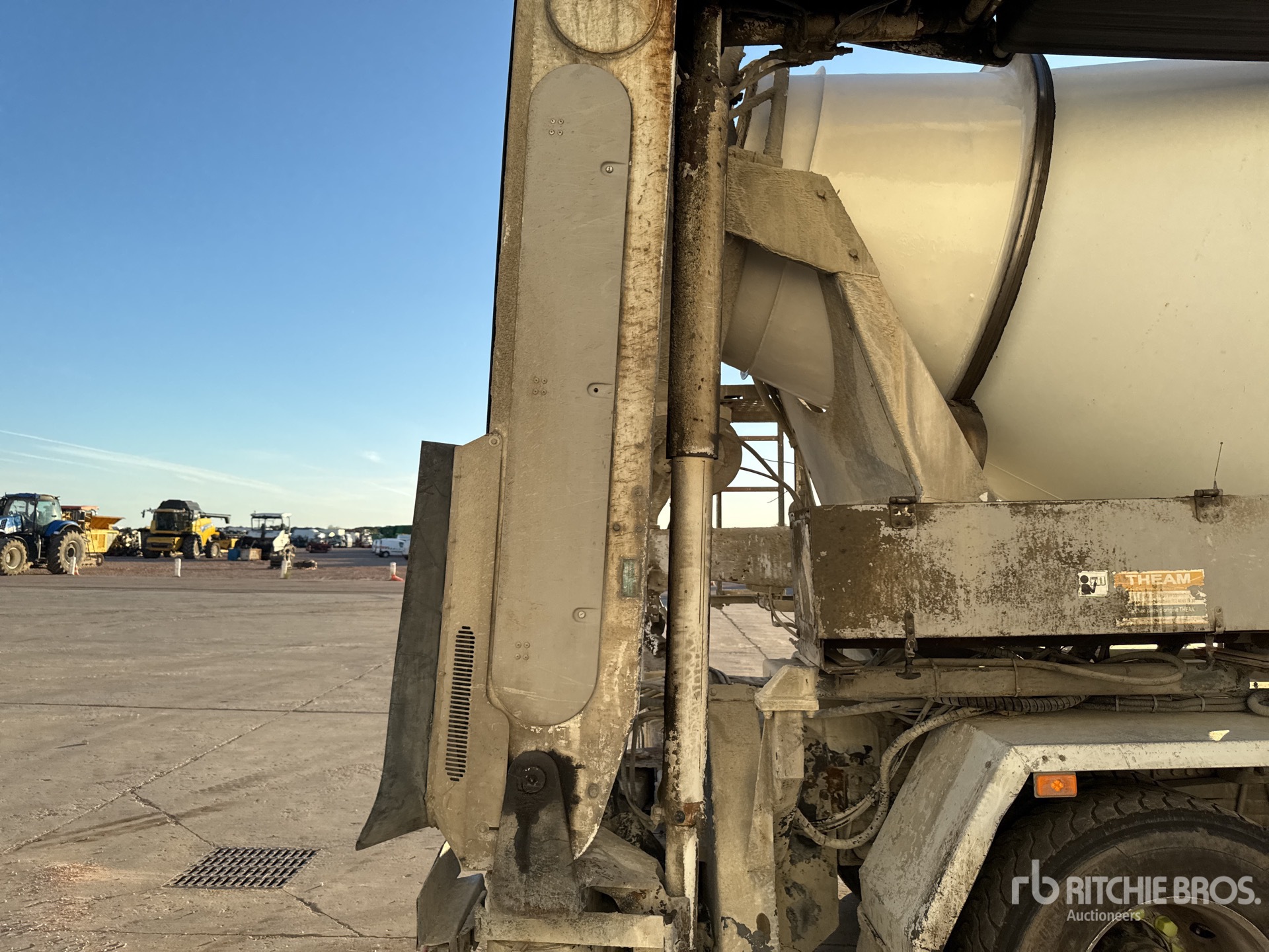 2014 Renault 8X4 CAMION TOUPIE
