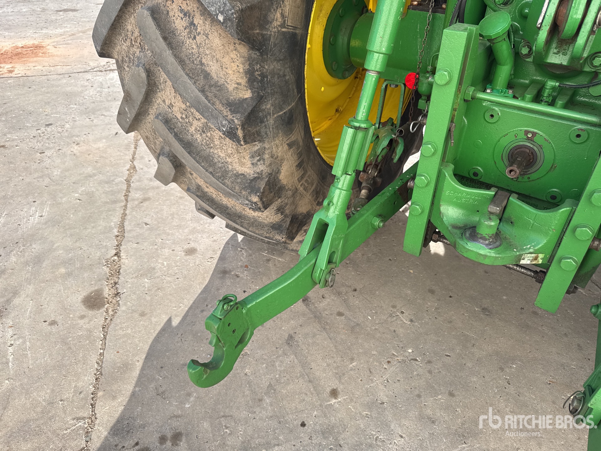 2015 John Deere 6140R