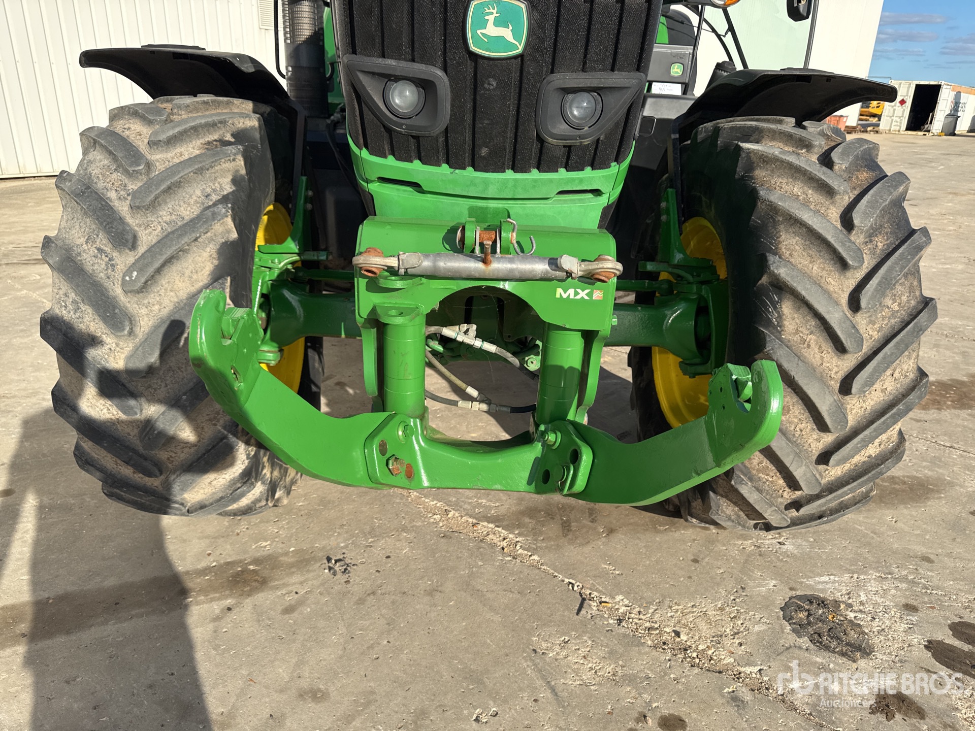 2015 John Deere 6140R
