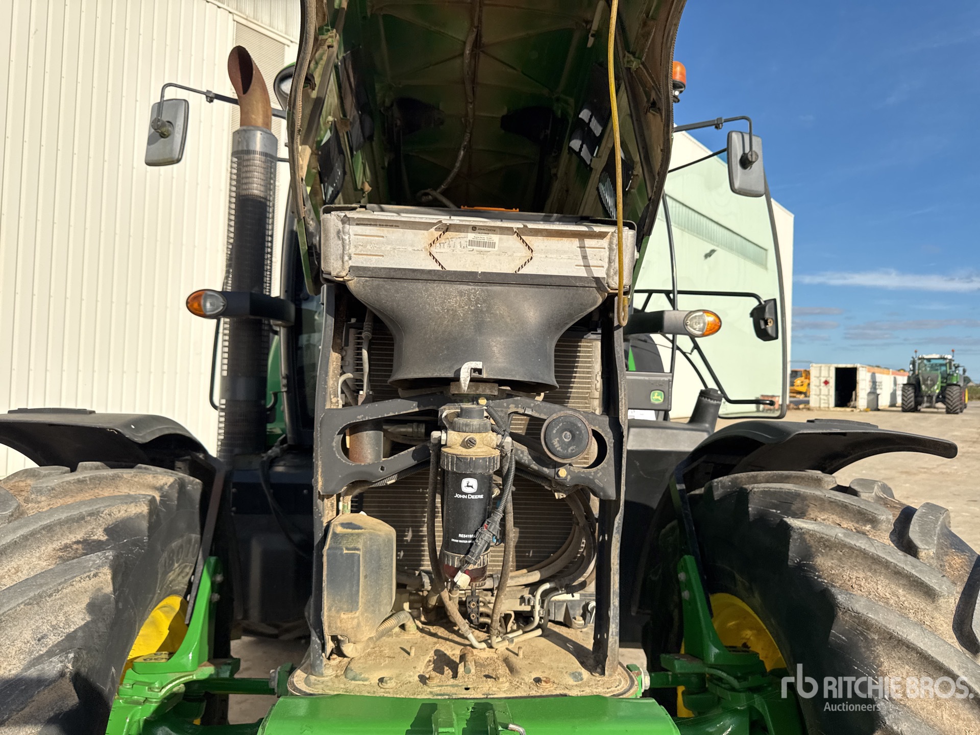 2015 John Deere 6140R