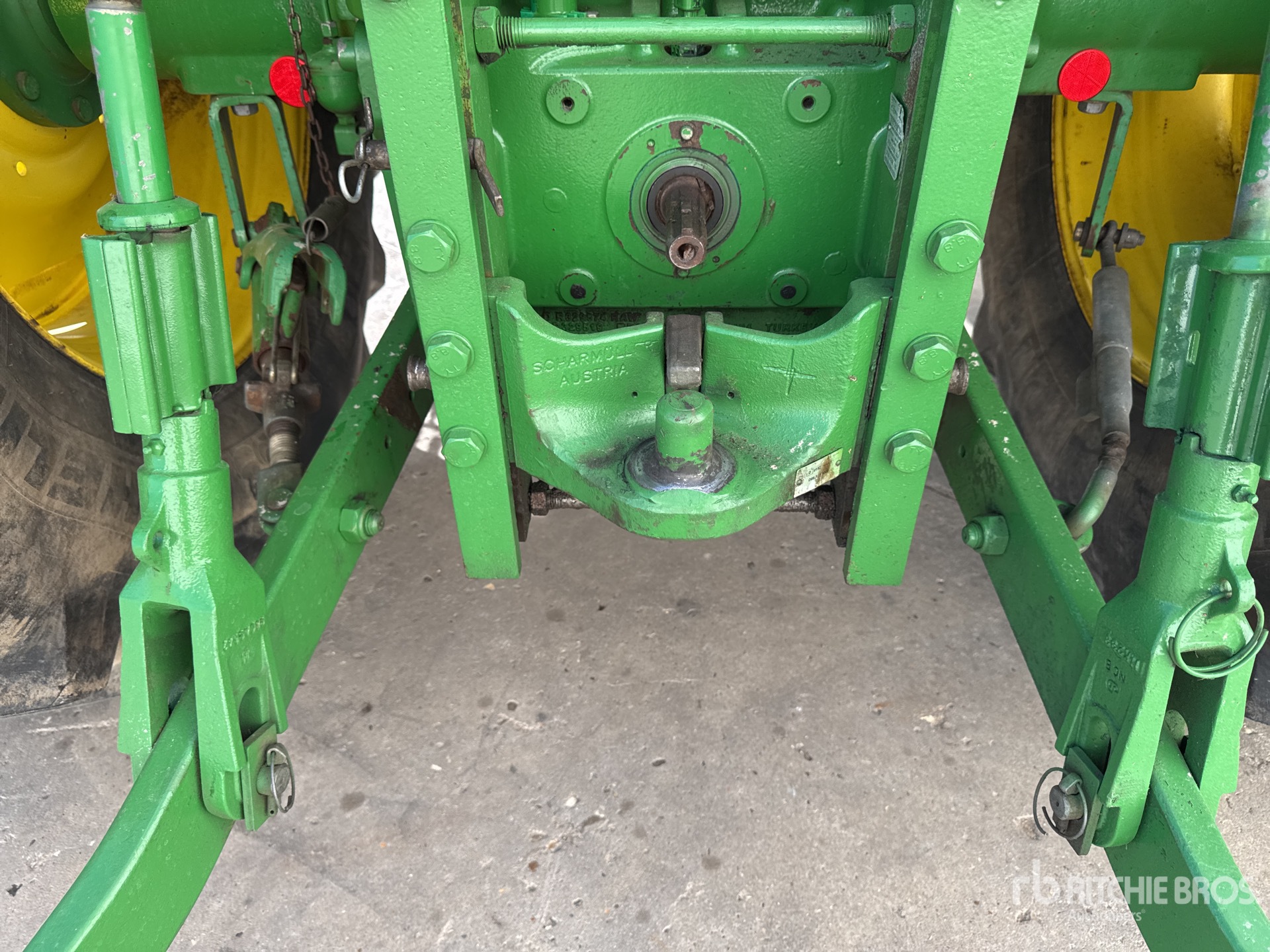 2015 John Deere 6140R