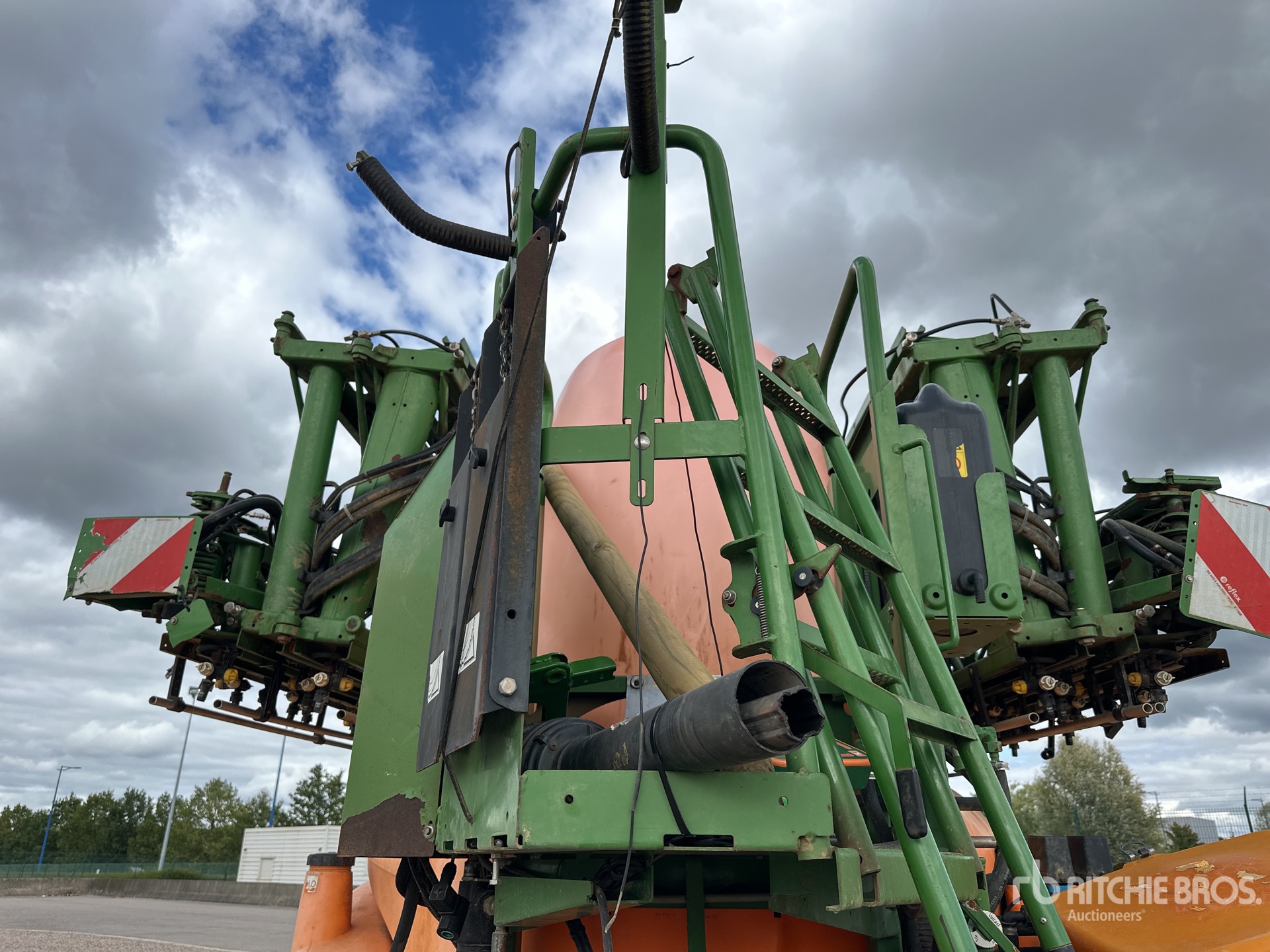 2011 Amazone UX 5200 SUPER