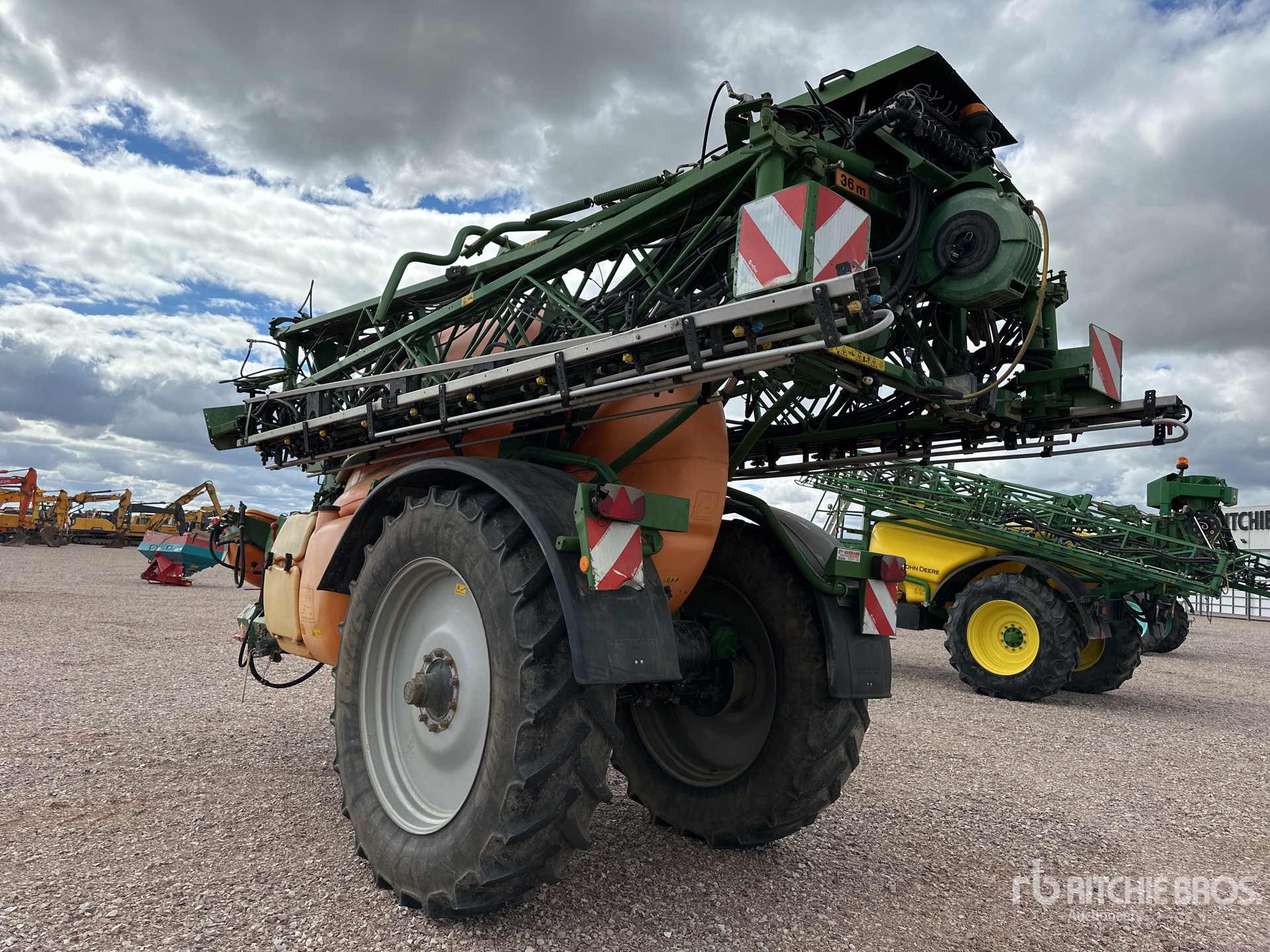 2011 Amazone UX 5200 SUPER