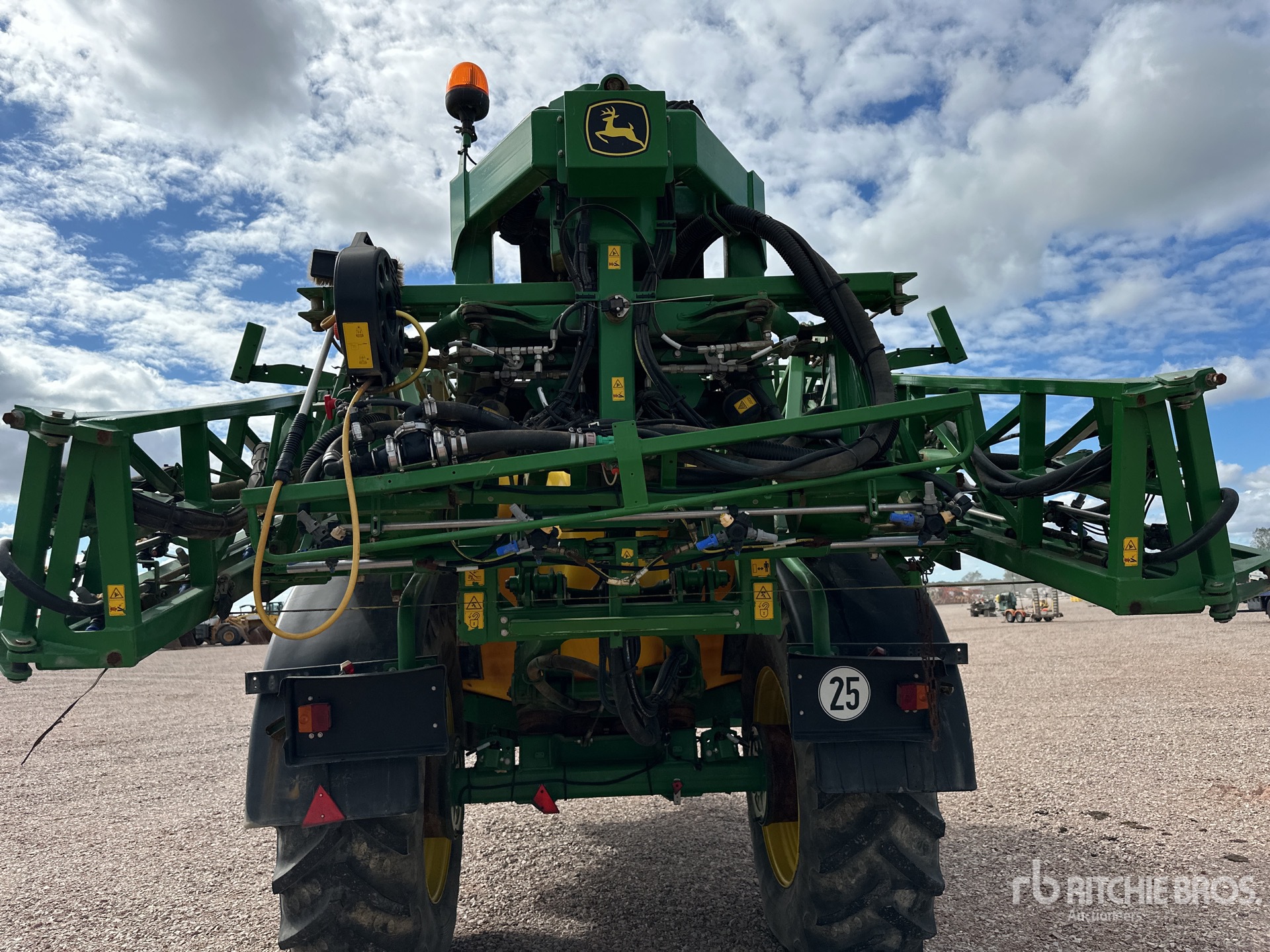 2015 John Deere M952I
