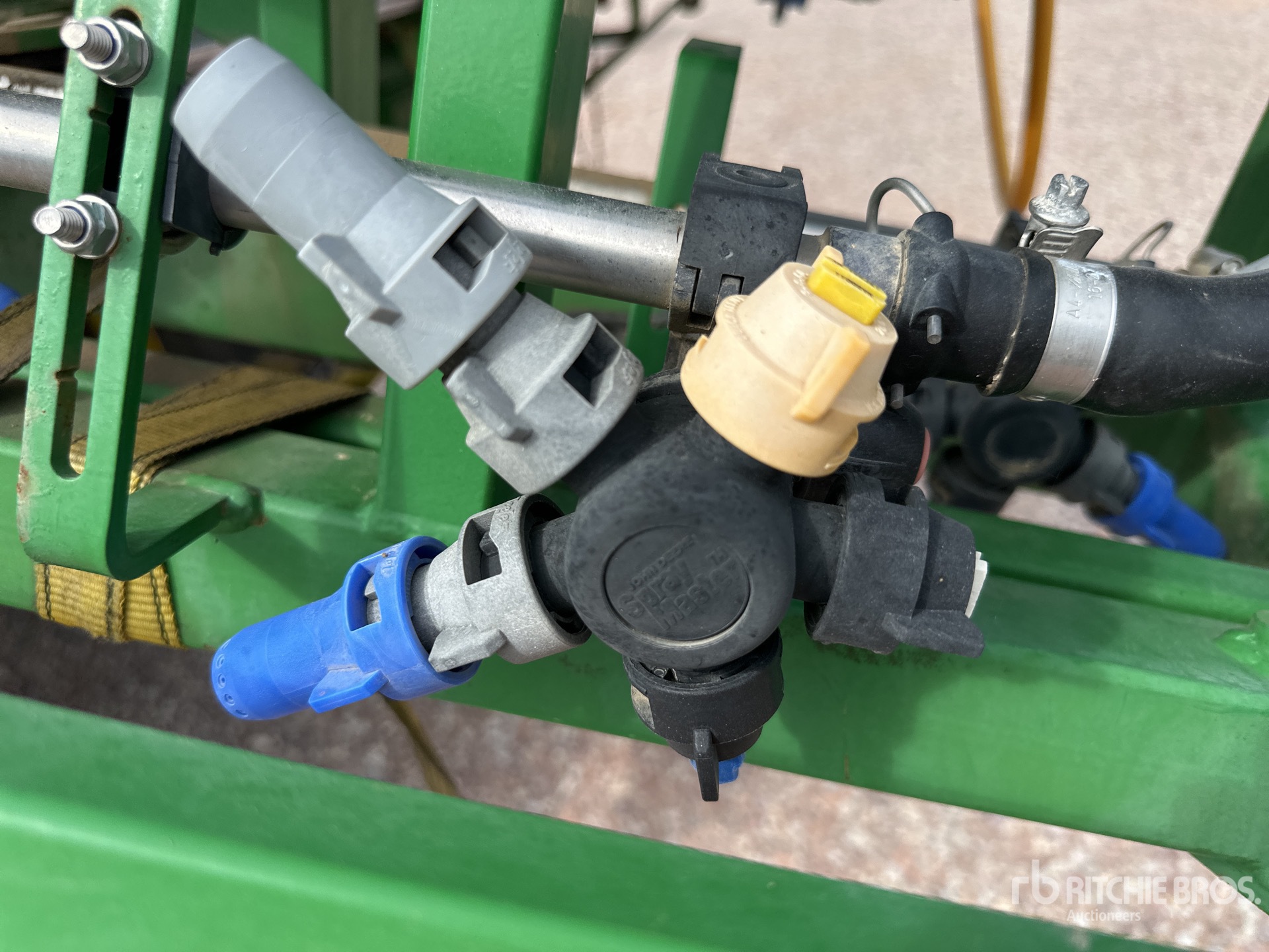 2015 John Deere M952I