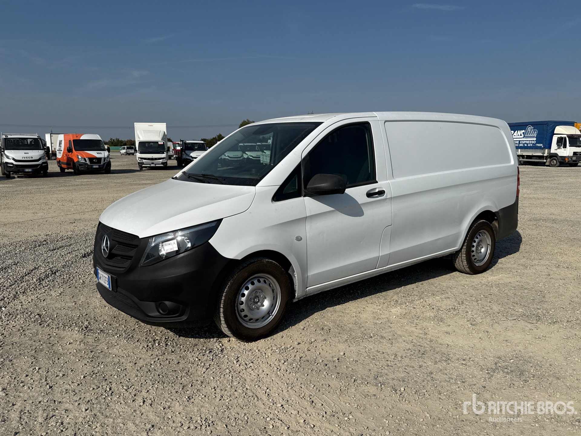 Photo of 2016 Mercedes-Benz VITO