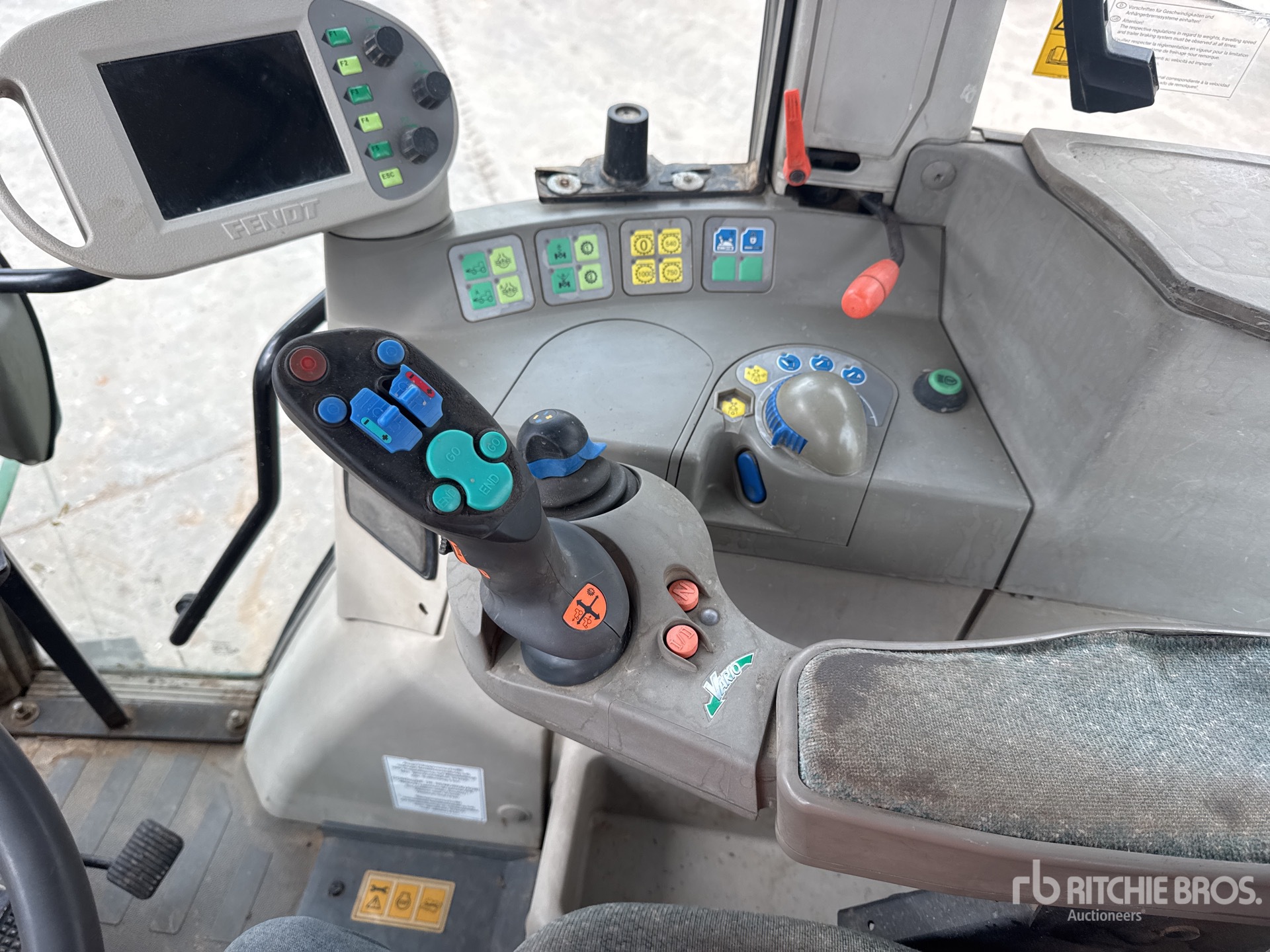 2002 Fendt 712 VARIO