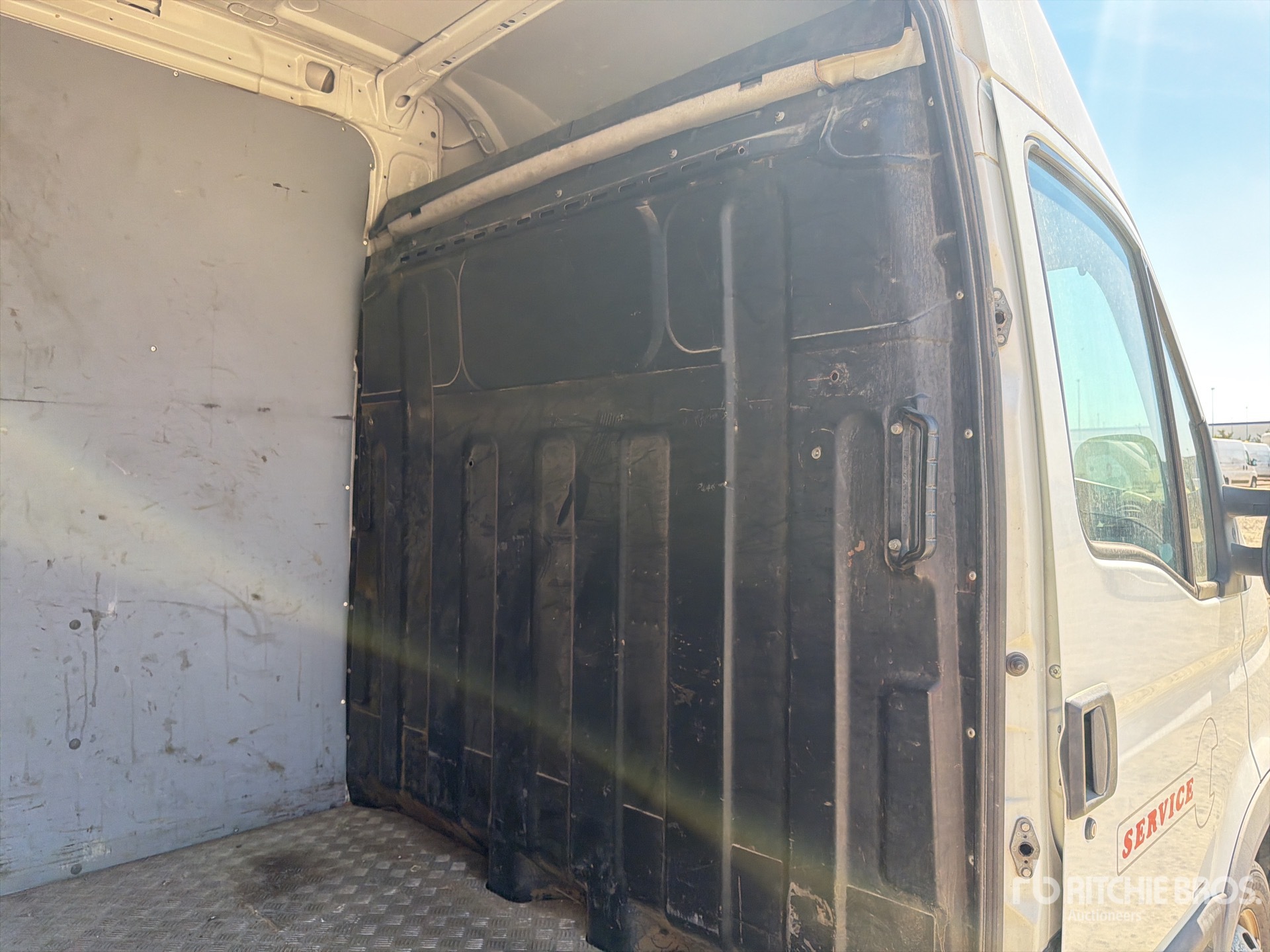 Iveco DAILY 35C15