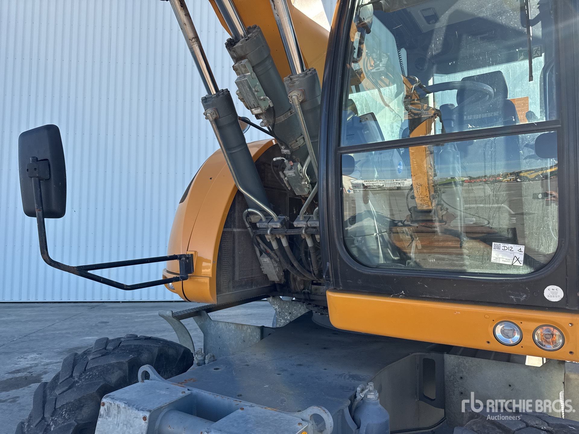 2014 Liebherr 914 COMPACT