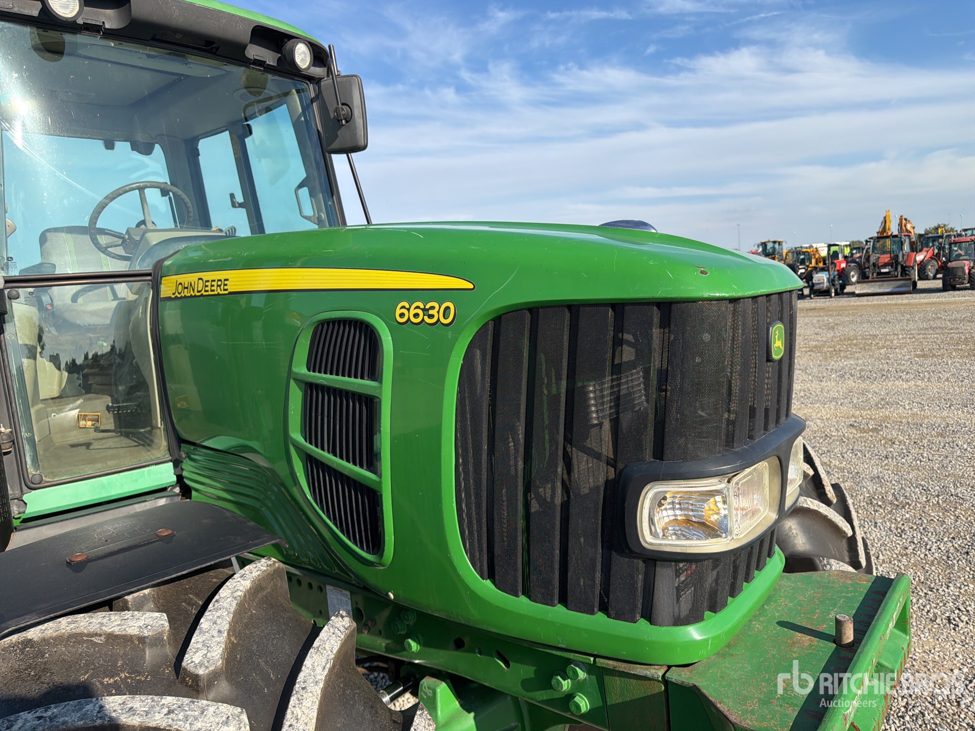 2011 John Deere 6630