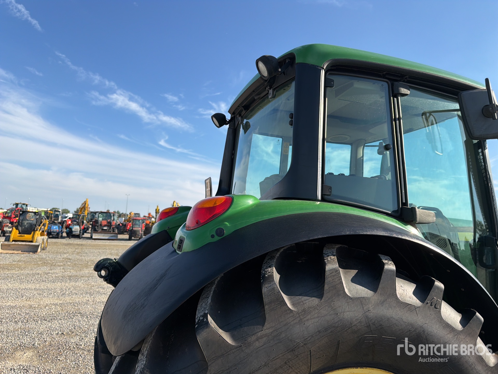 2011 John Deere 6630