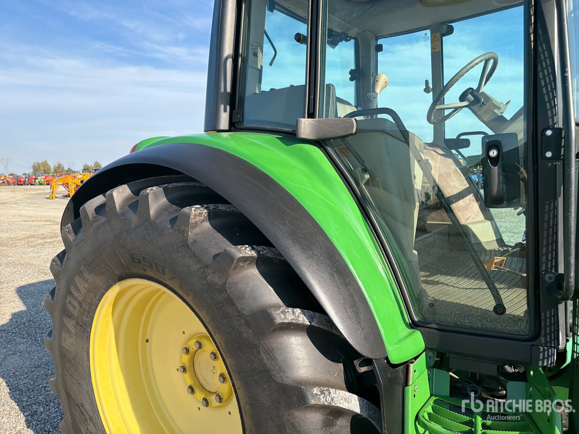 2011 John Deere 6630