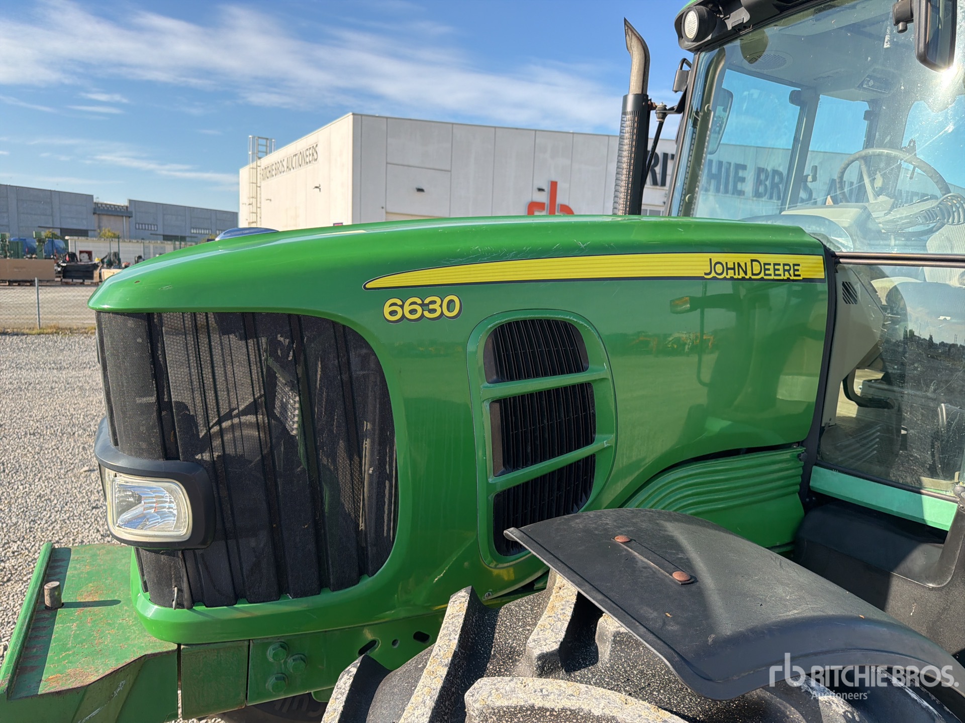 2011 John Deere 6630