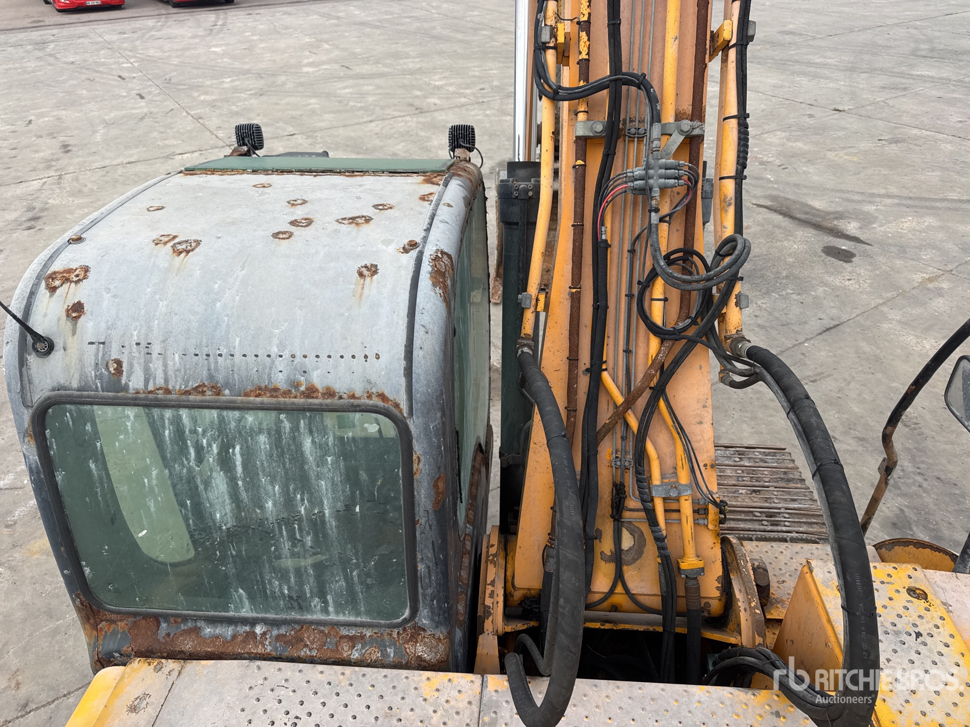 2010 JCB JS240NC