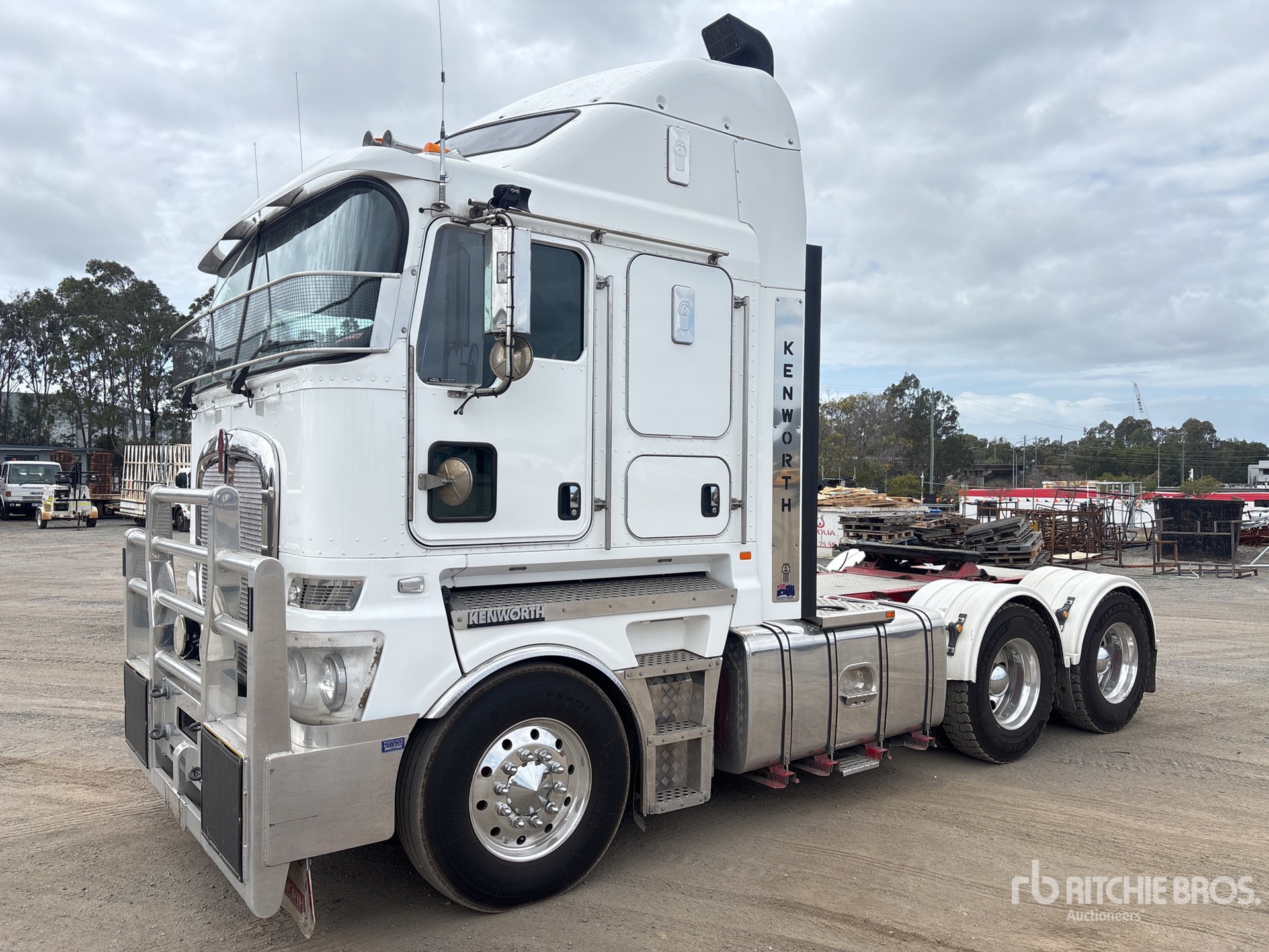 2023 Kenworth K200
