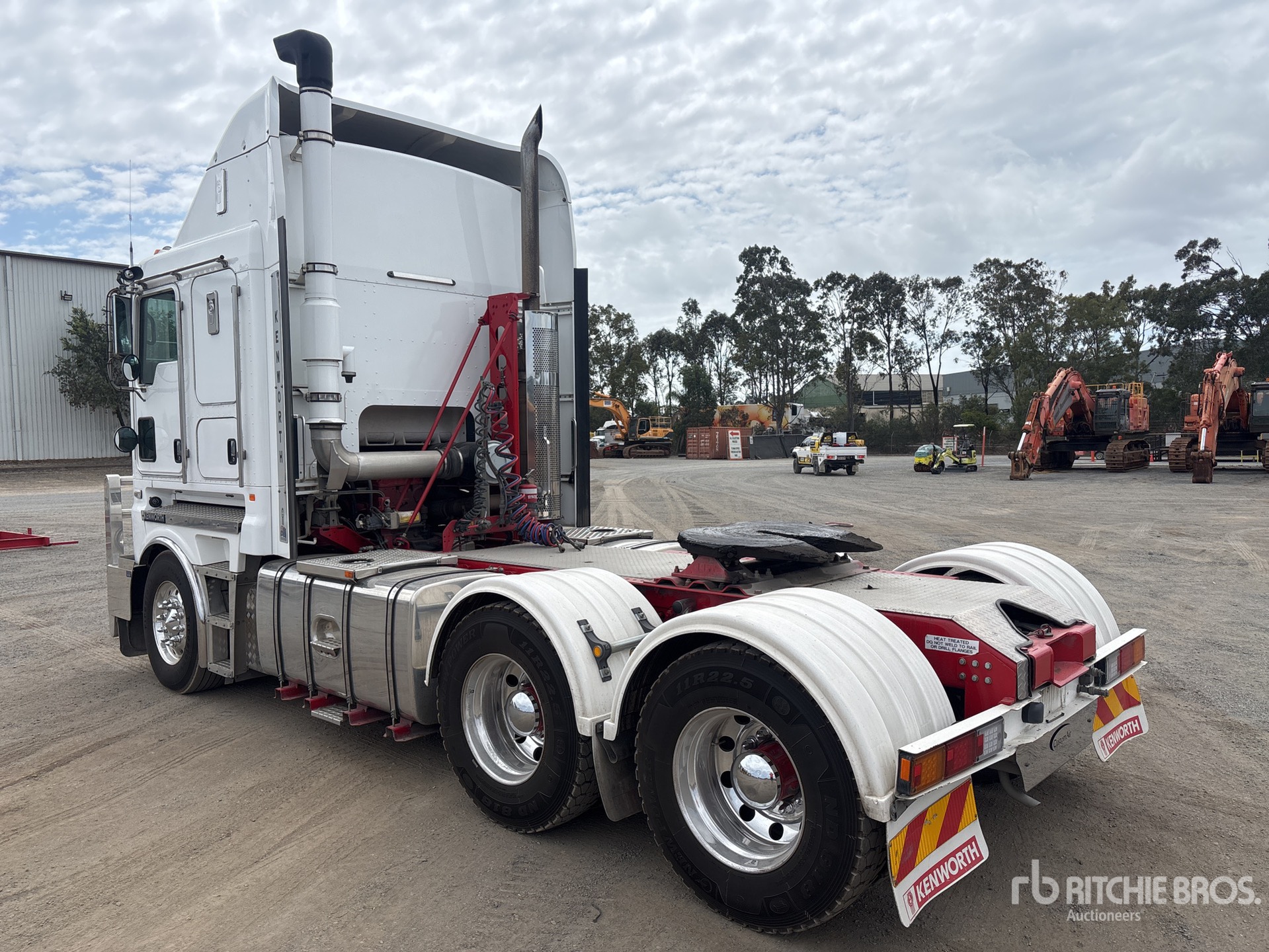 2023 Kenworth K200