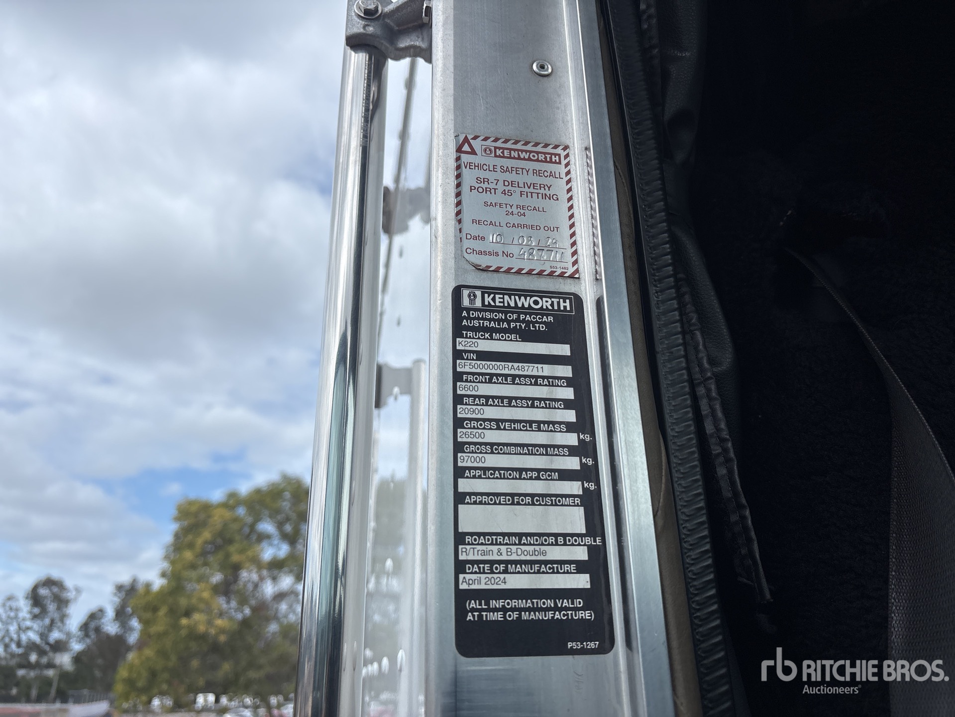 2024 Kenworth K220