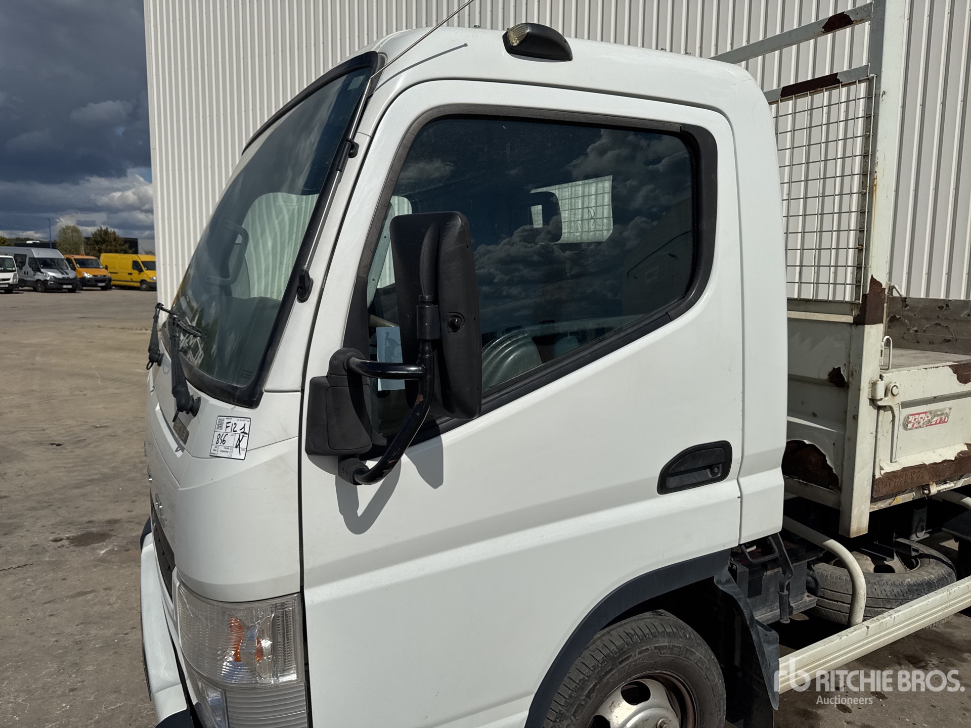 2012 Mitsubishi FUSO CANTER 3C1