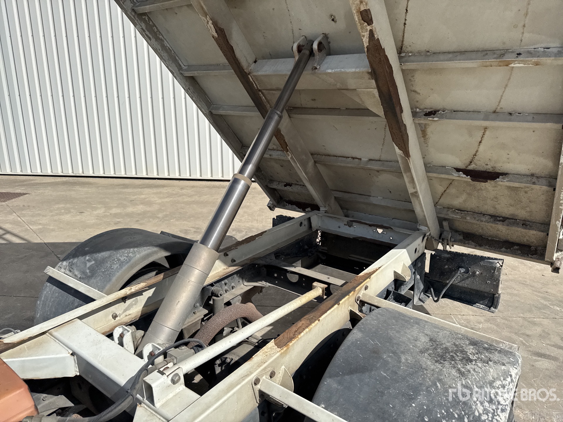 2012 Mitsubishi FUSO CANTER 3C1