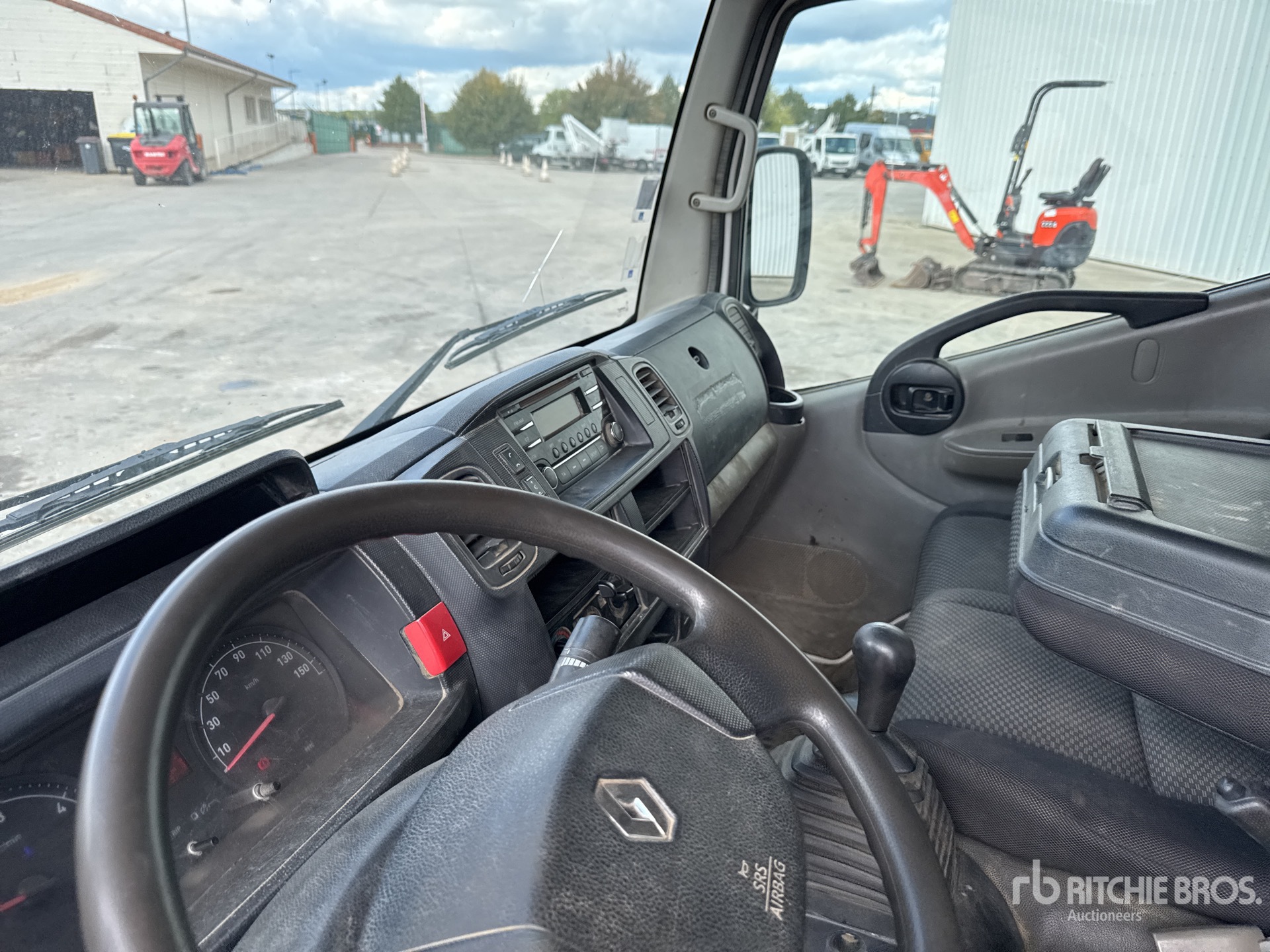2015 Renault MAXITY