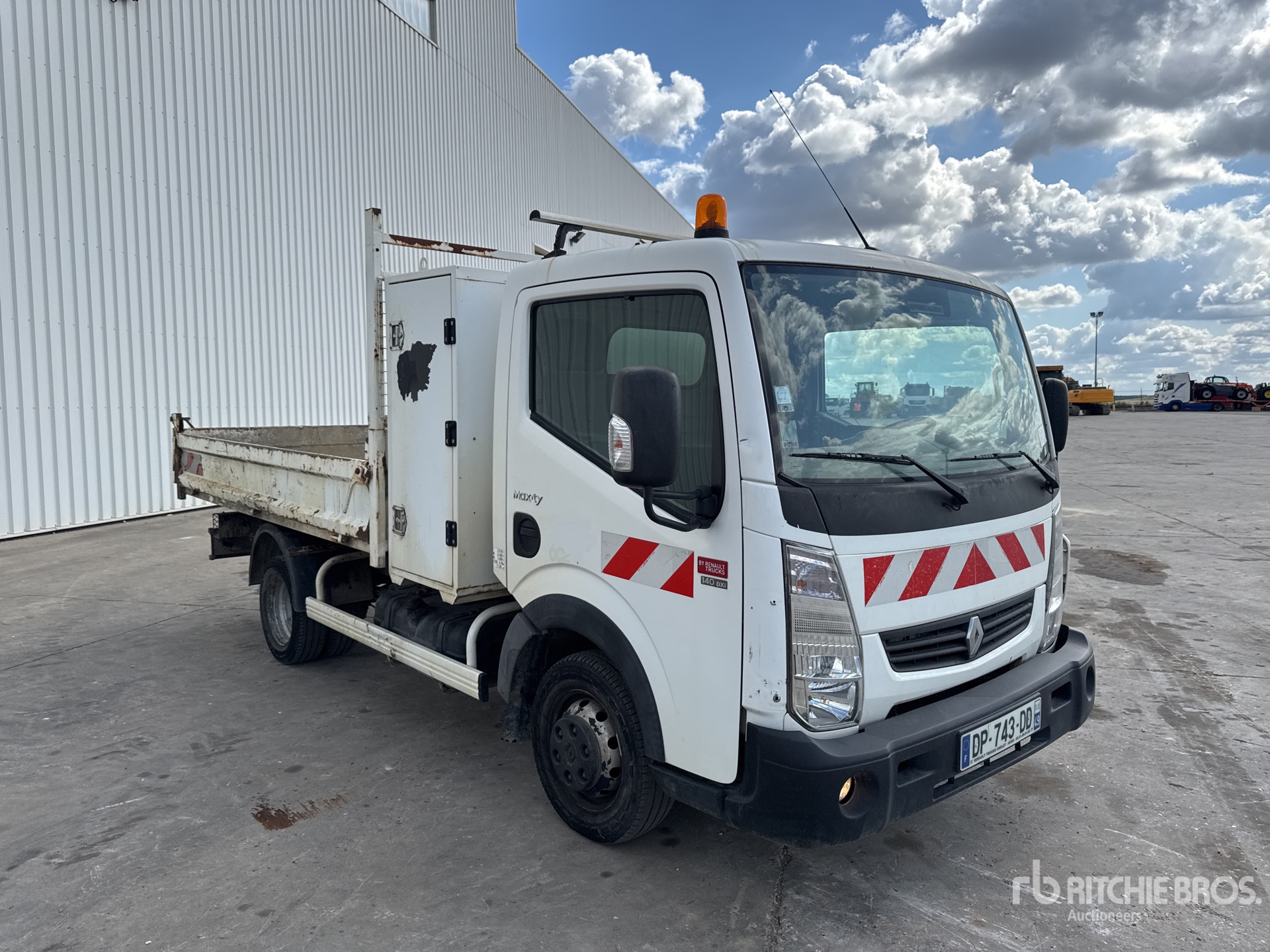 2015 Renault MAXITY