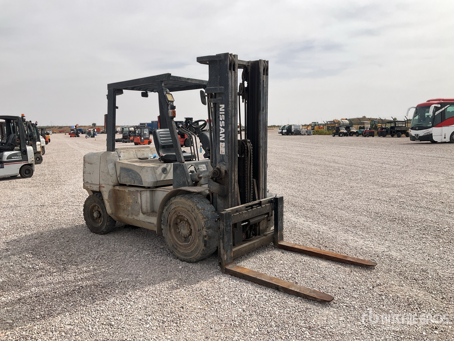 2006 Nissan F04D45Q
