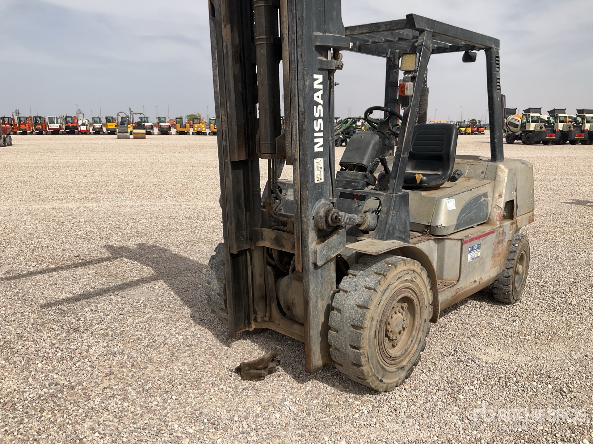 2006 Nissan F04D45Q