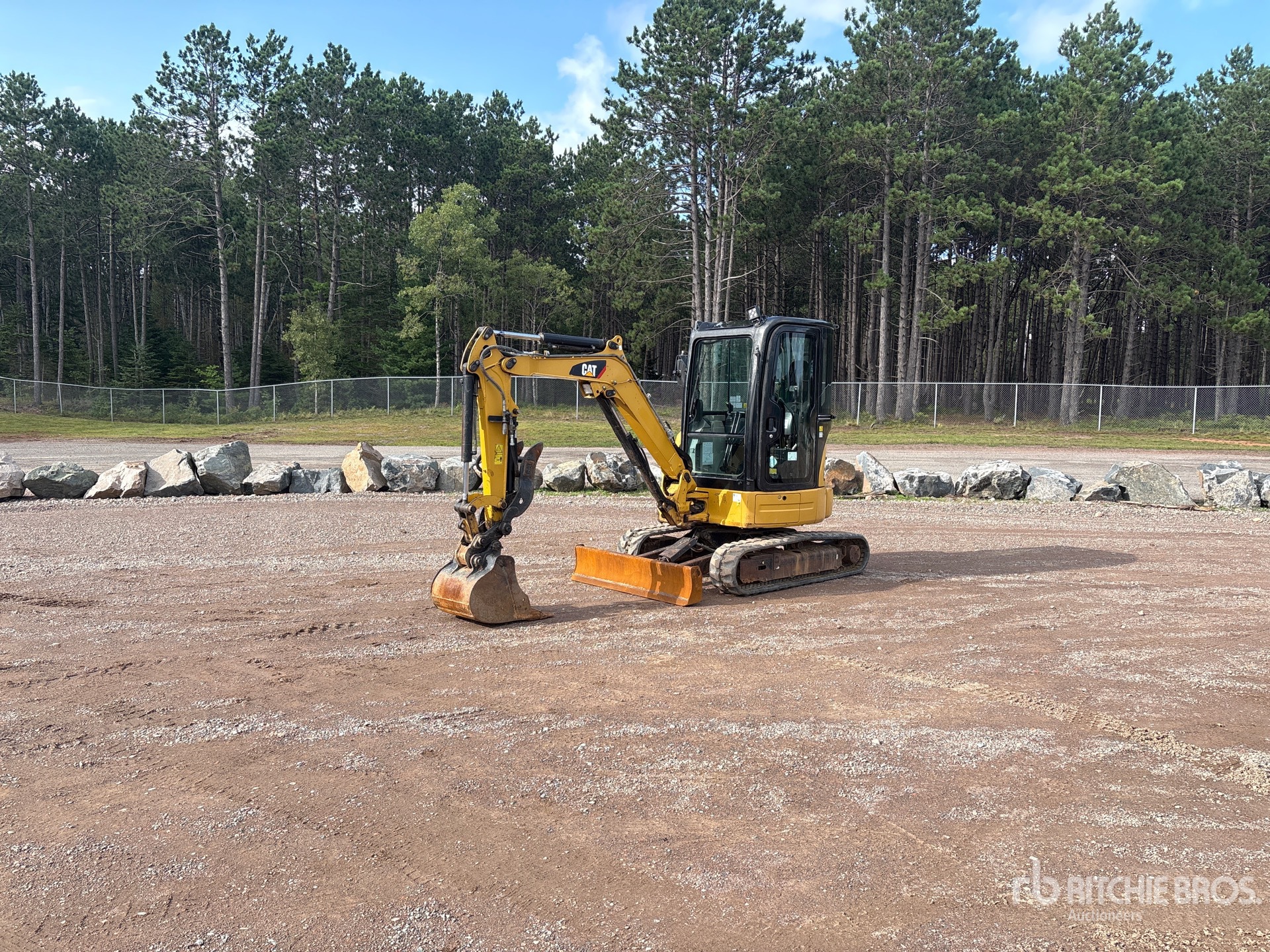 2019 Caterpillar 303E CR