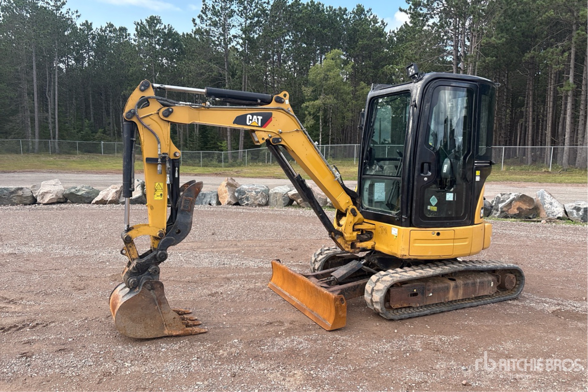 2019 Caterpillar 303E CR
