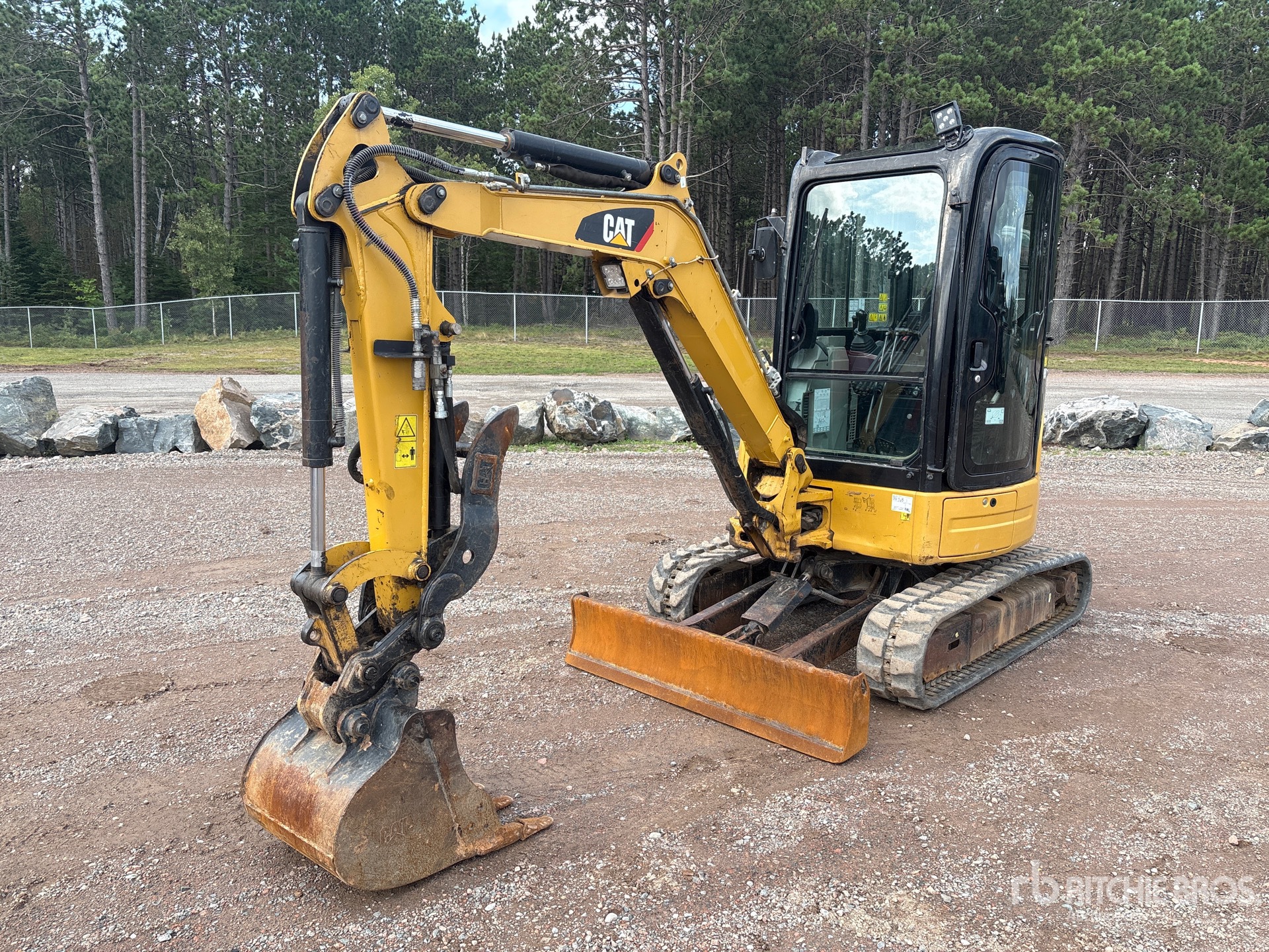 Photo of 2019 Caterpillar 303E CR