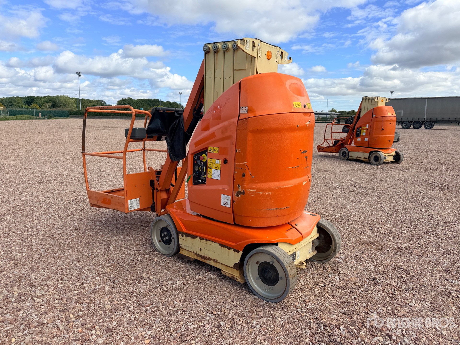 2013 JLG TOUCAN 10E