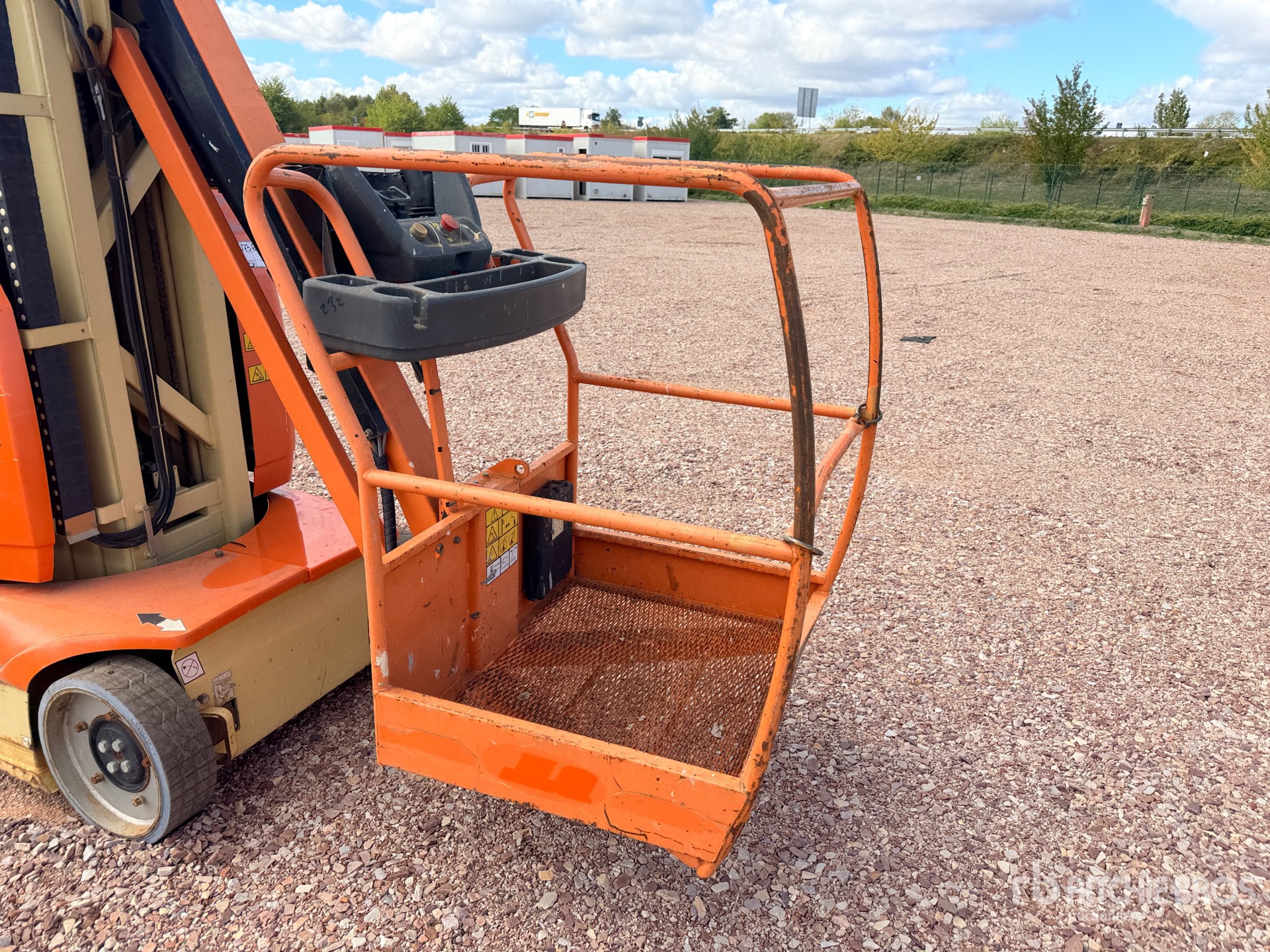 2013 JLG TOUCAN 10E
