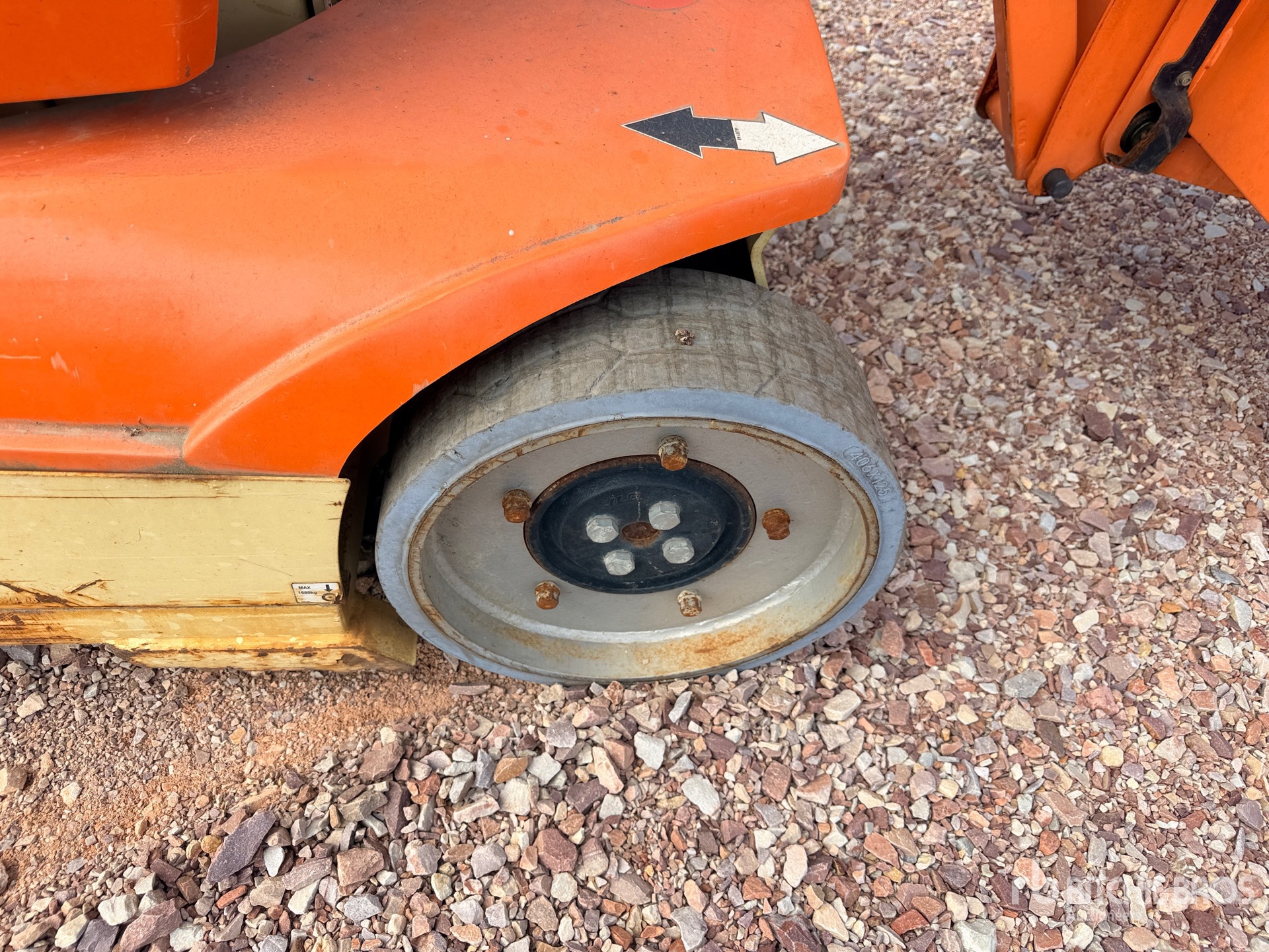 2013 JLG TOUCAN 10E