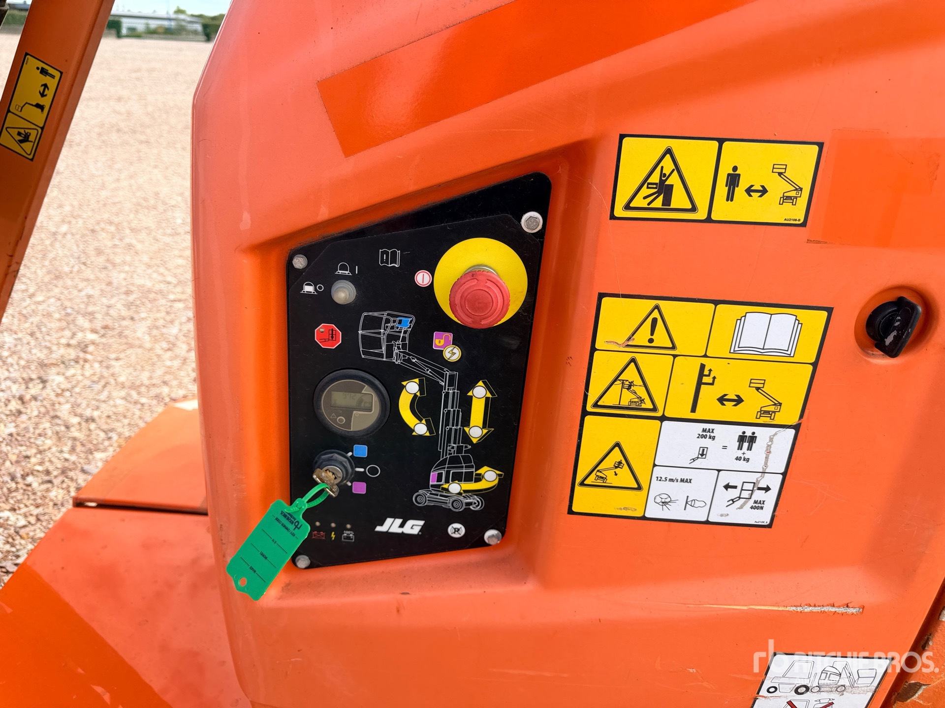 2013 JLG TOUCAN 10E