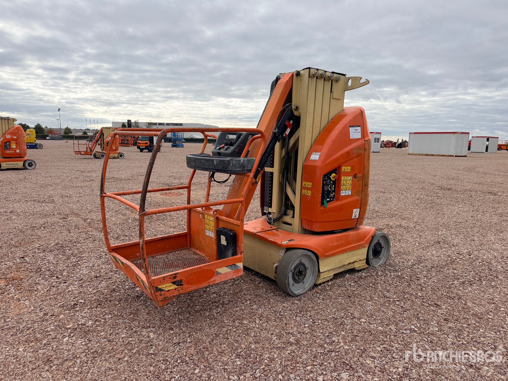 2012 JLG TOUCAN 10E