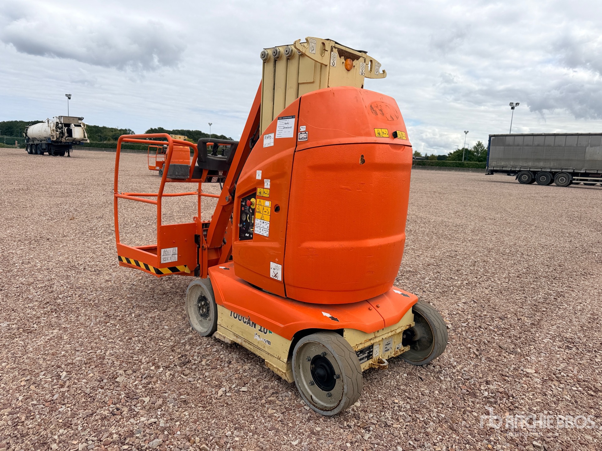 2012 JLG TOUCAN 10E