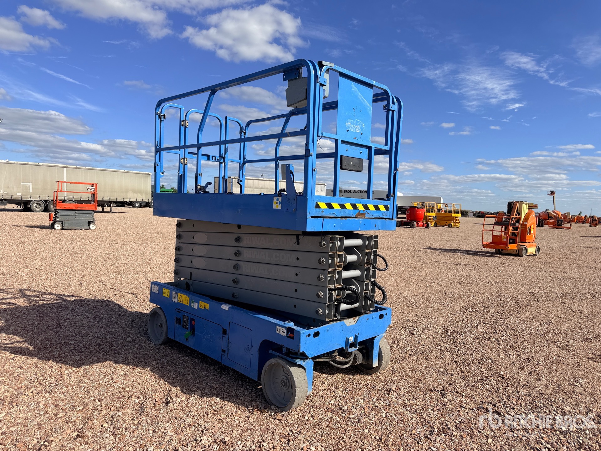 2013 Genie GS-4047