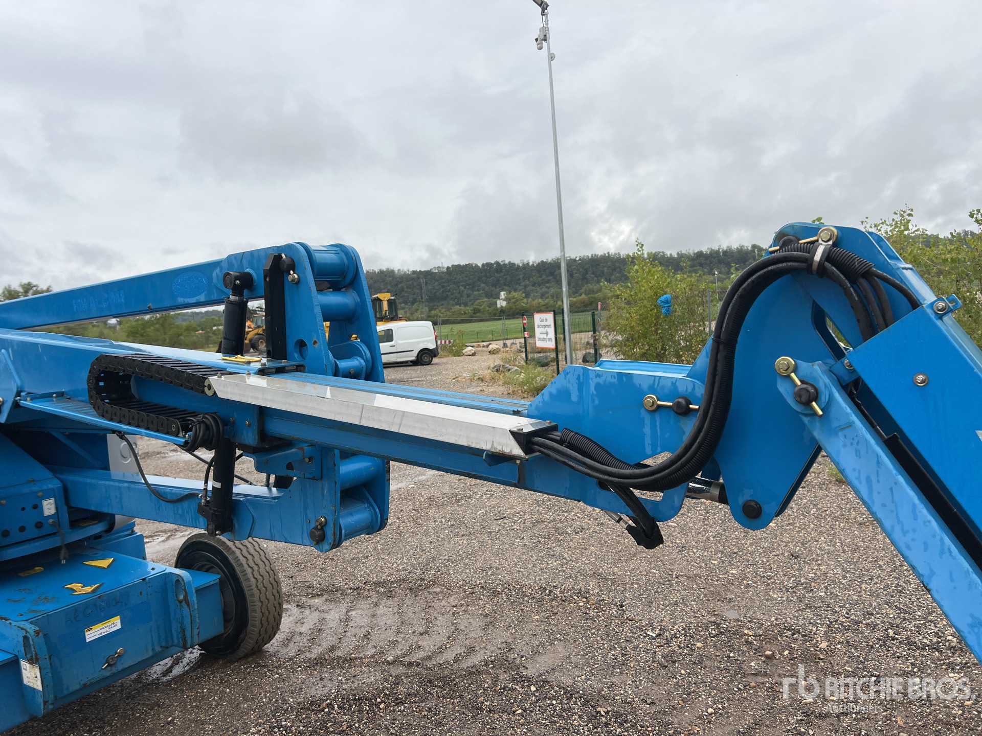 2015 Genie Z-45/25J